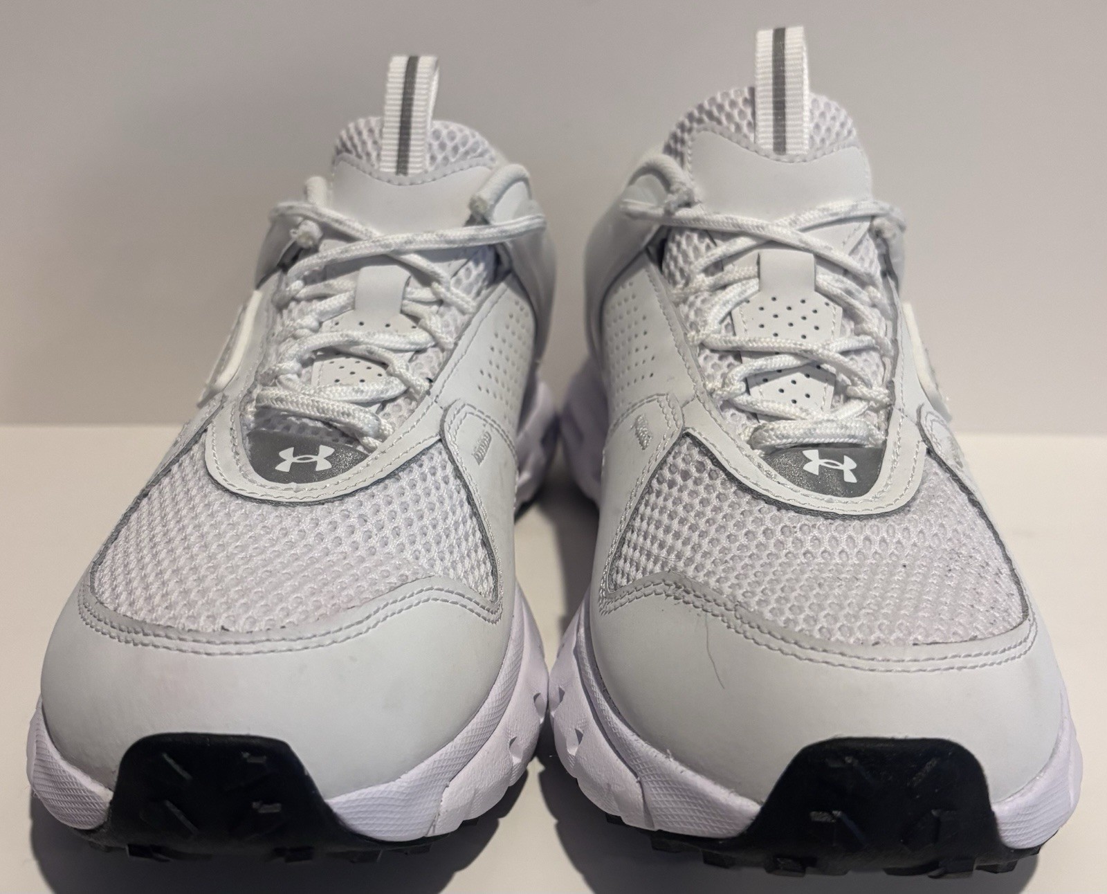 Under Armour UA Summit Trek Men’s Sneakers Shoes White / White / Blanc Size 10