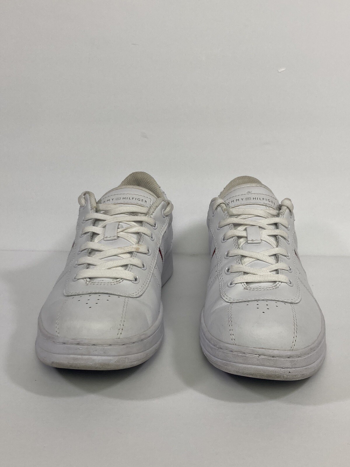 Tommy Hilfiger Womens White Leather Sneakers Size 8.5 M