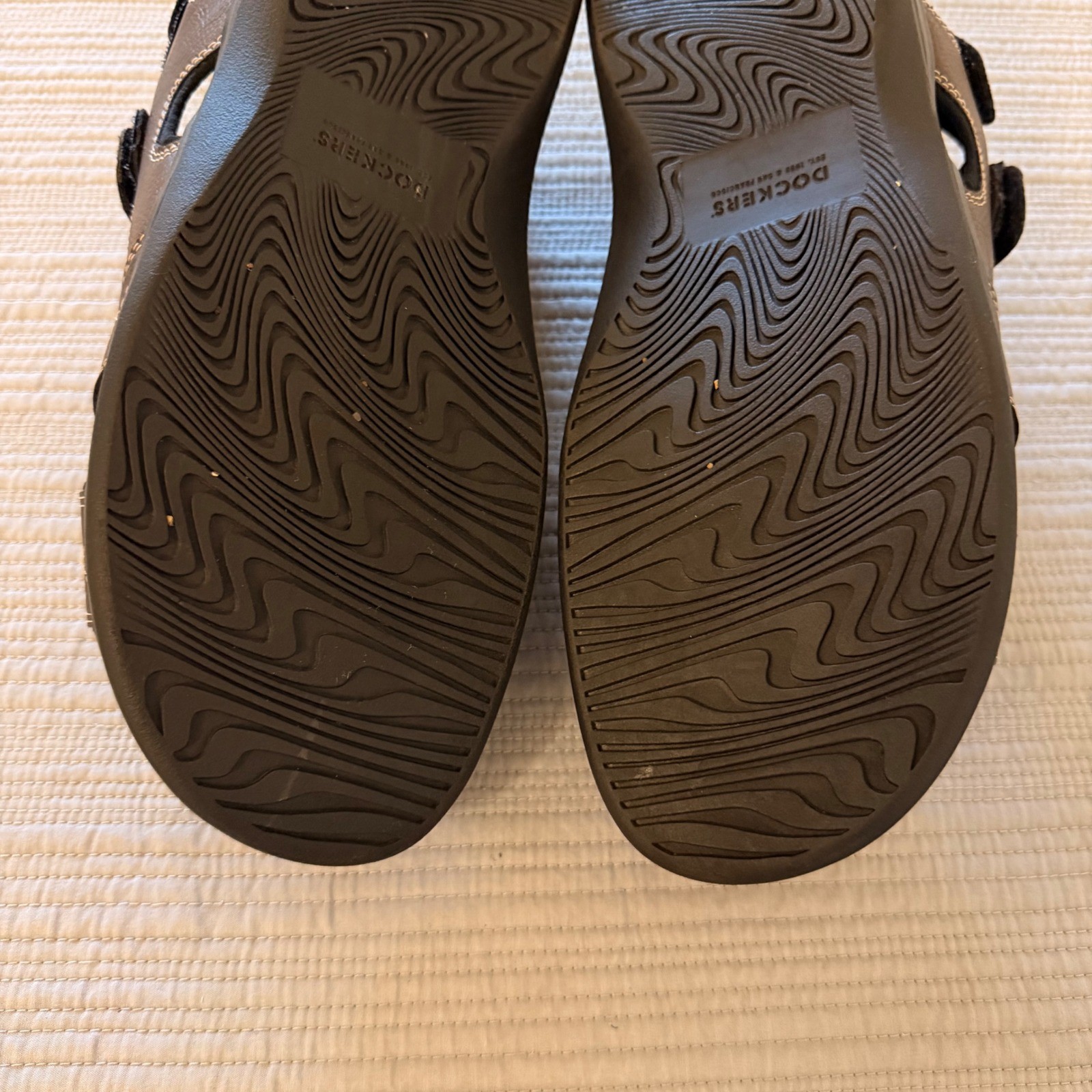 NEW Dockers Mens Dark Brown Memory Foam Fusion Footbed Sandals 90-21389 Size 12M