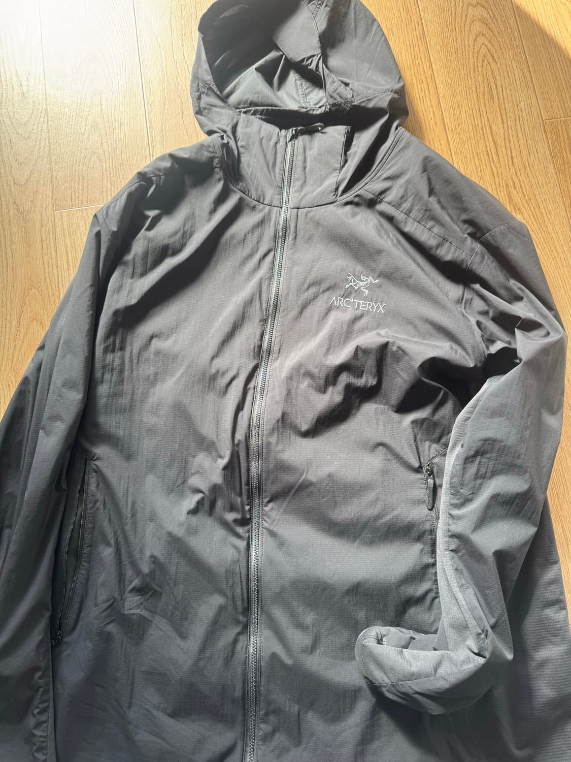 Arc’teryx Atom SL Hoody Black Size XL Lightweight Insulated Outdoor Jacket