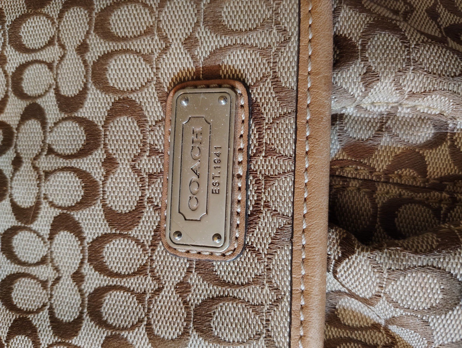 Coach Signature Khaki Brown Tan Canvas & Leather Voyager Messenger Bag F70183