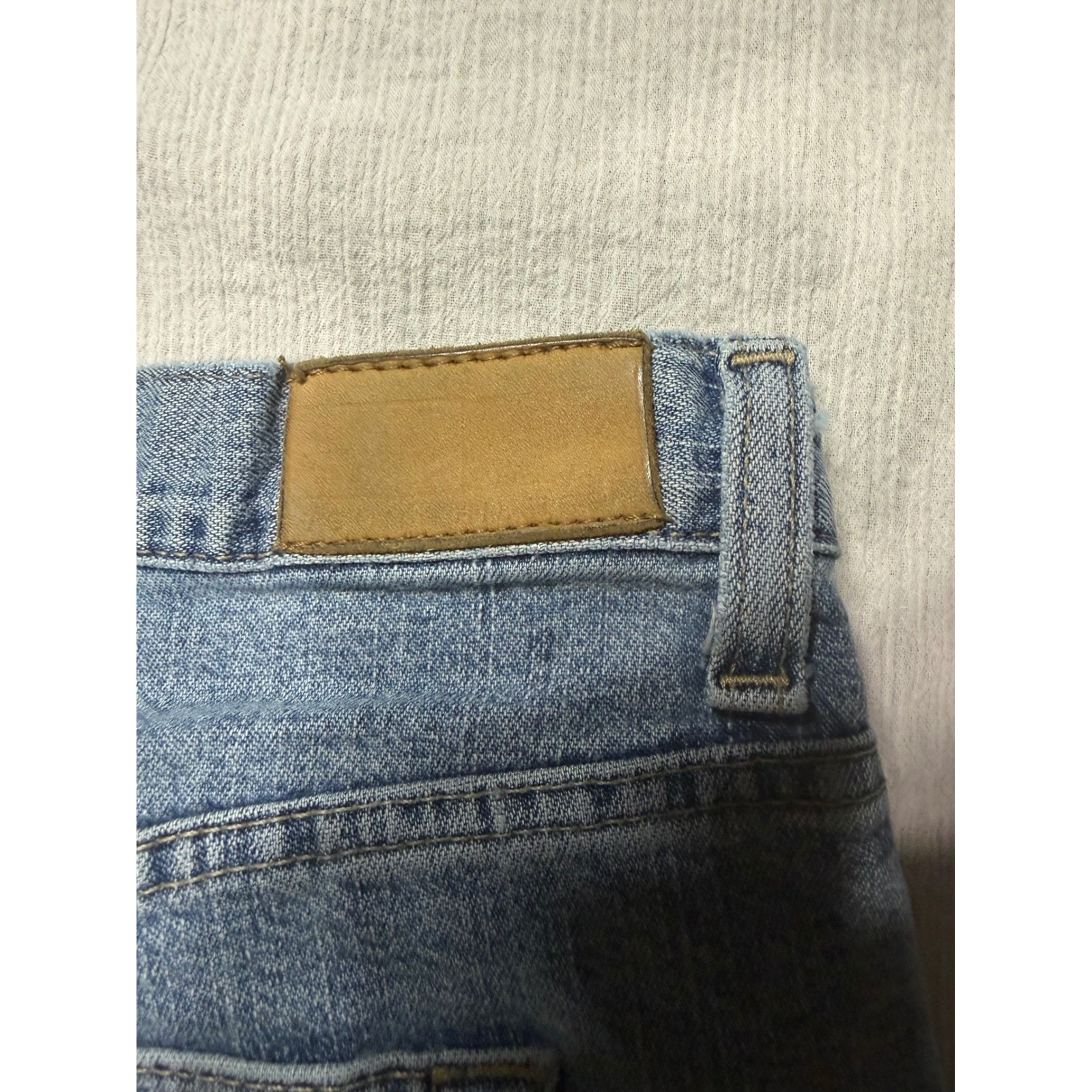 Tommy Hilfiger Womens Bootcut Jeans Medium Wash Blue Denim Size 16 Stretch