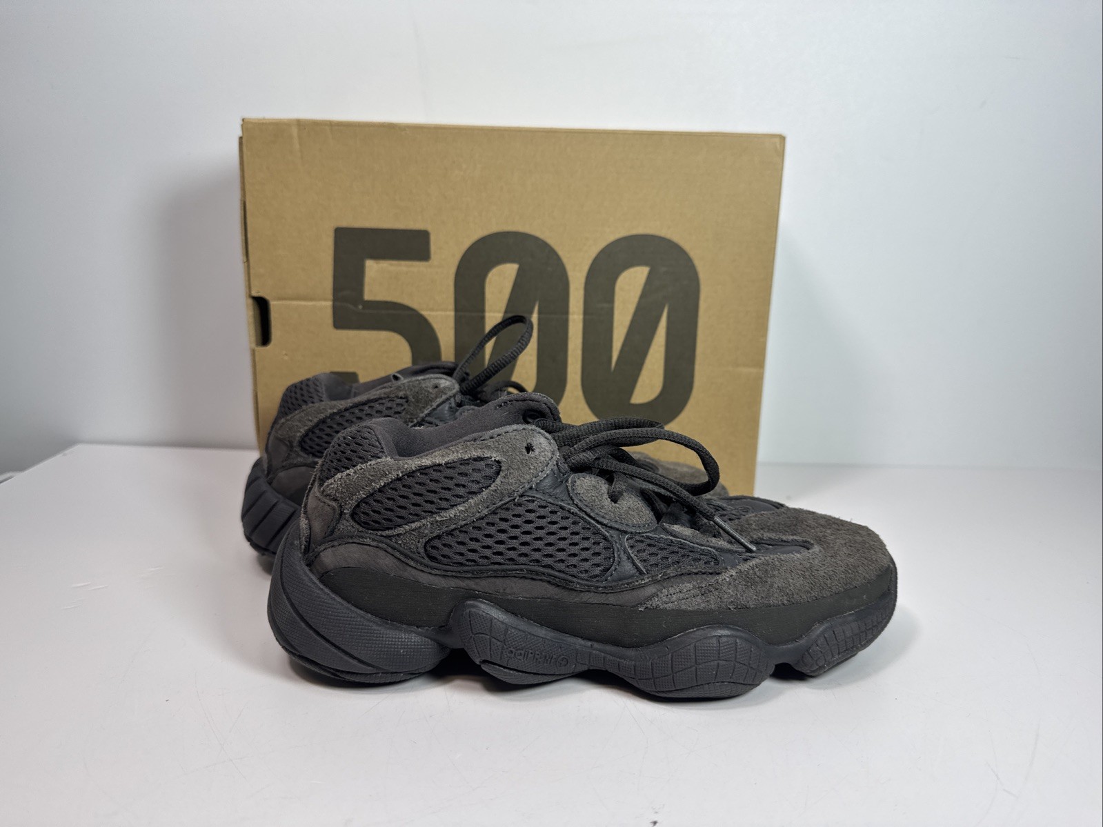 Pre Owned Size 4 – adidas Yeezy 500 Low Utility Black