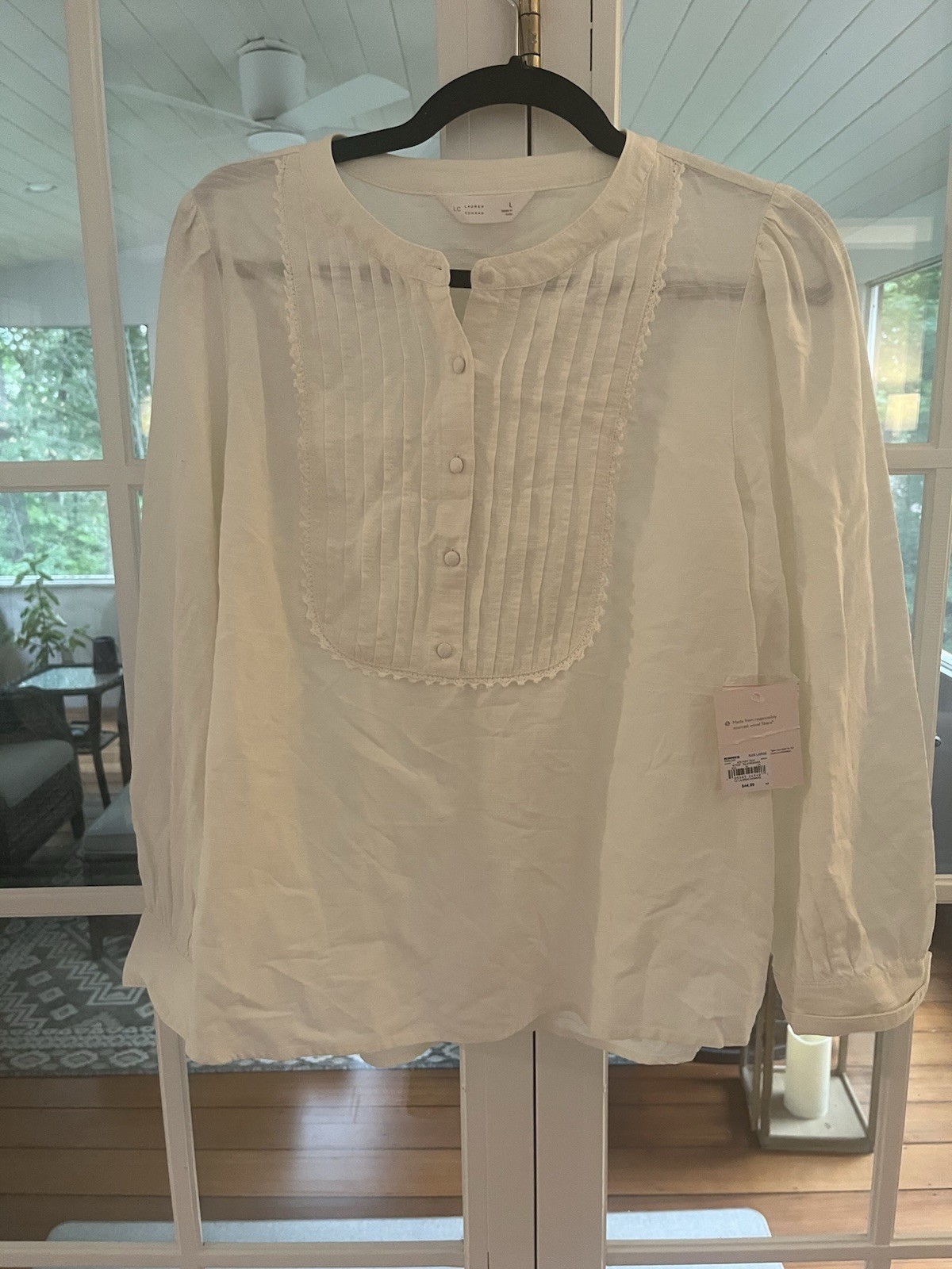 LC Lauren Conrad Ivory Pleated Button-Front Long Sleeve Round Neck Blouse L