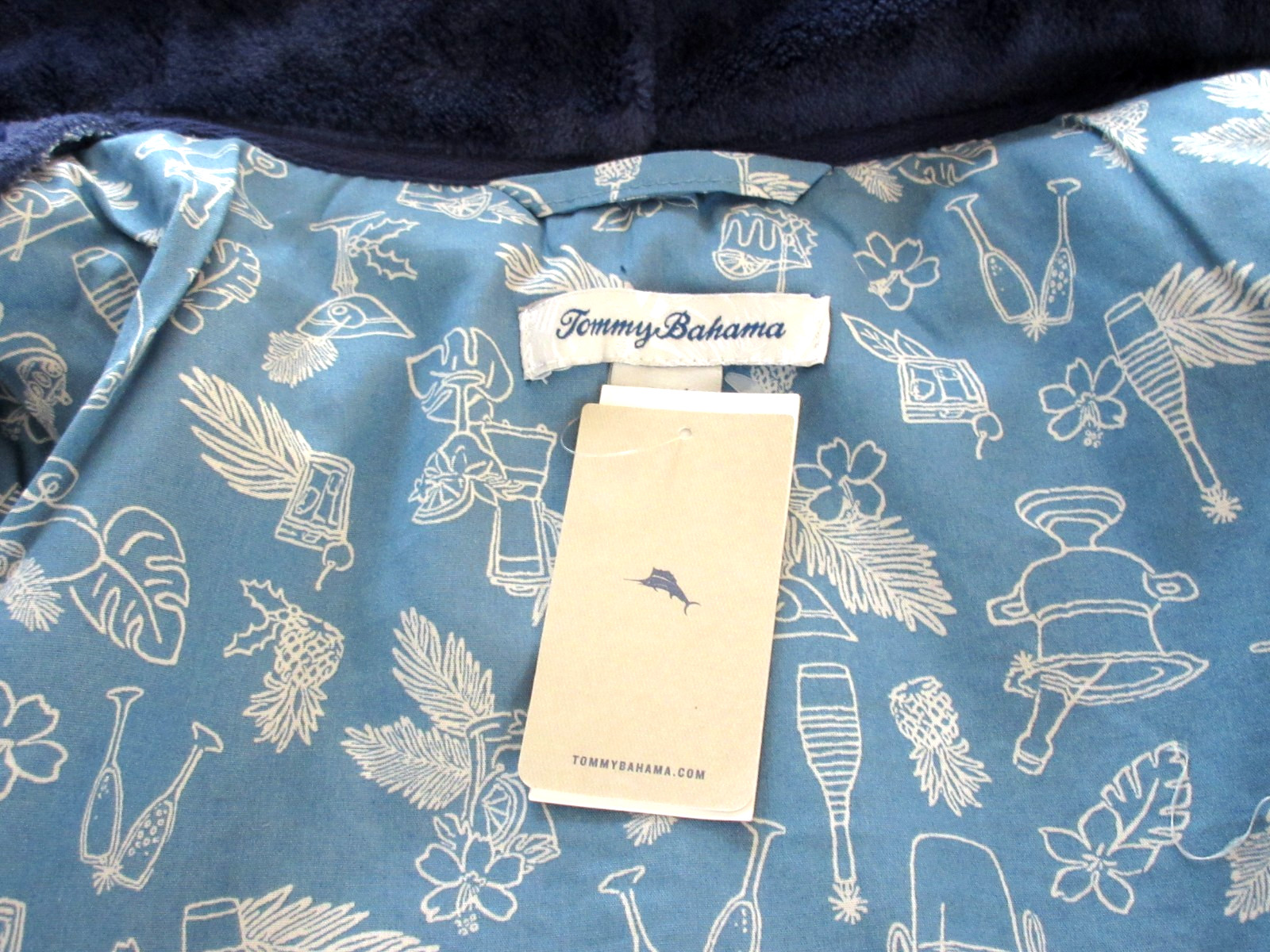 Tommy Bahama Men’s Plush Marlin Embroidered Cozy Robe Navy Blue Relax NWT