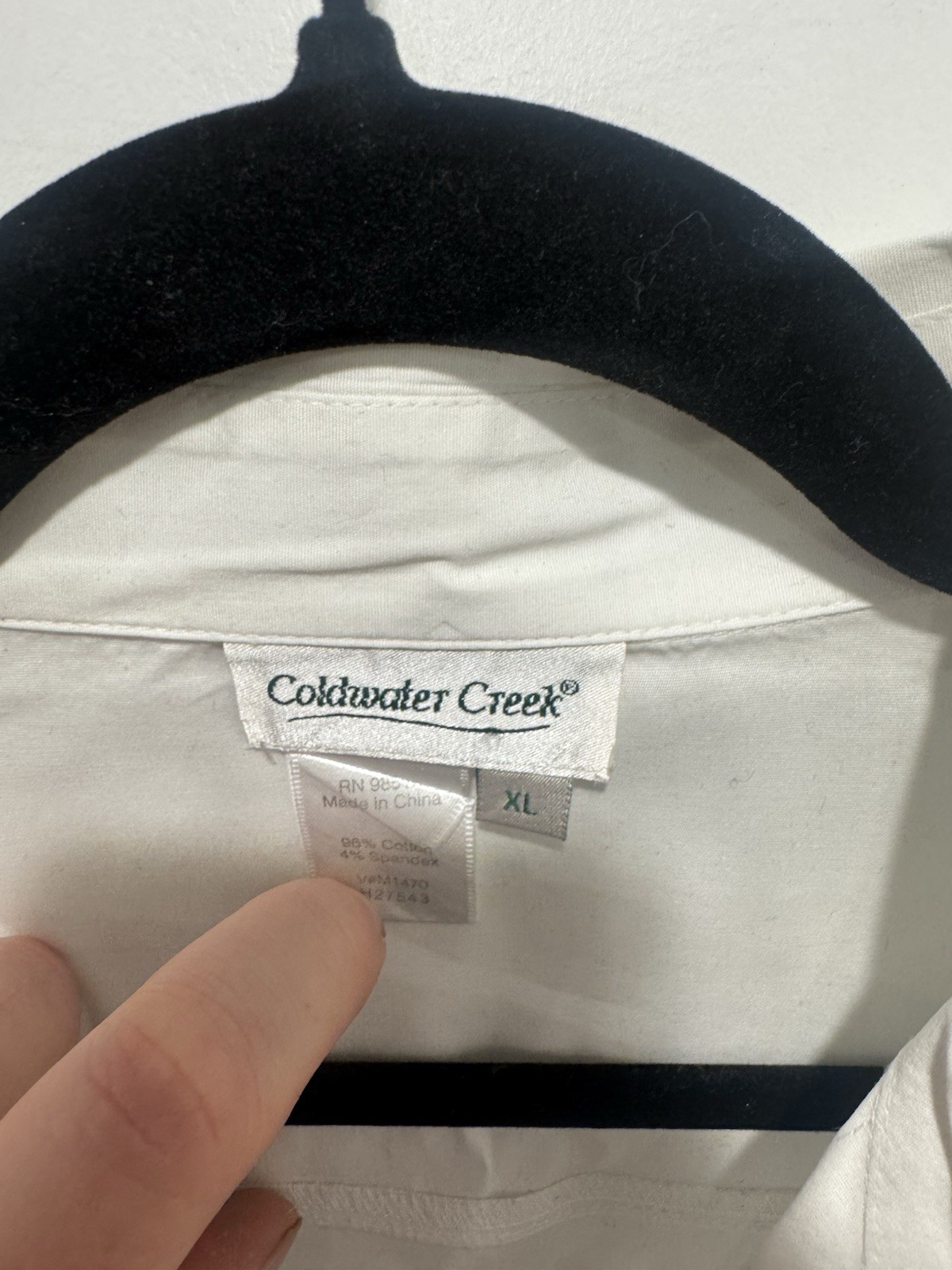 Cold water Creek Women’s White Button Up , Size XL