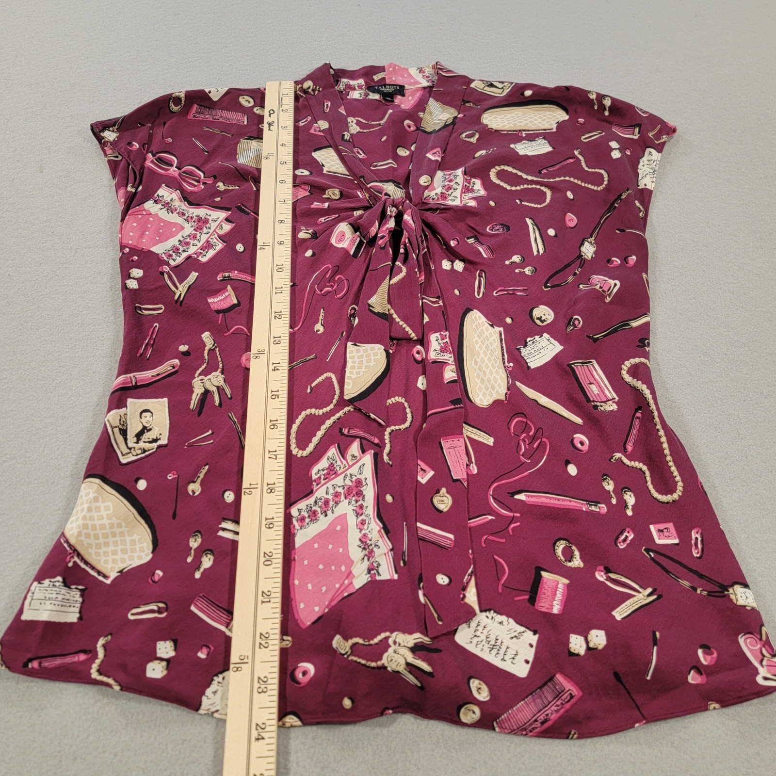 Talbots Silk Novelty Print Tie Neck Blouse Burgundy Pink Petite Top Women’s 12P