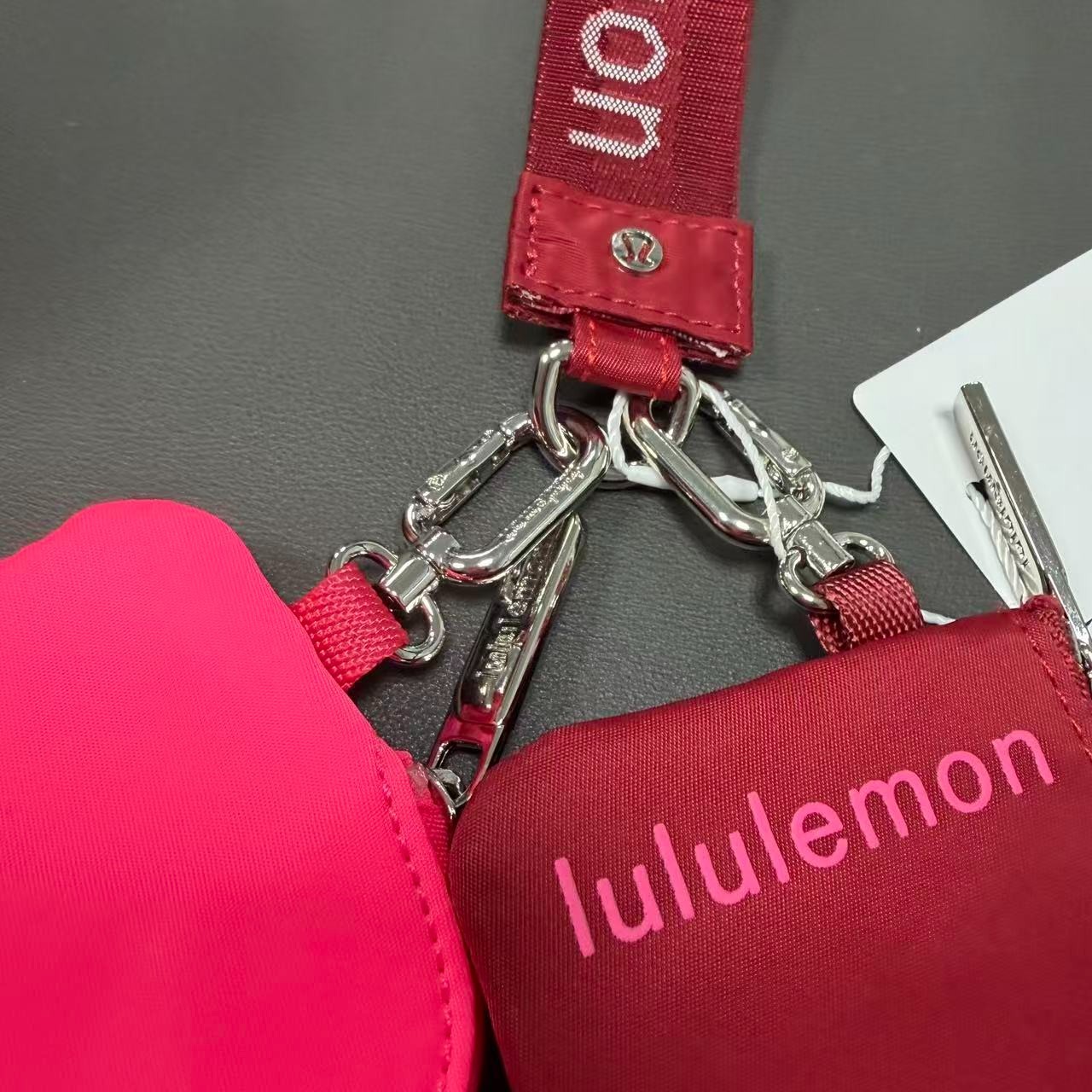 Lululemon Dual Pouch Wristlet Keychain Wallet Black, NWT