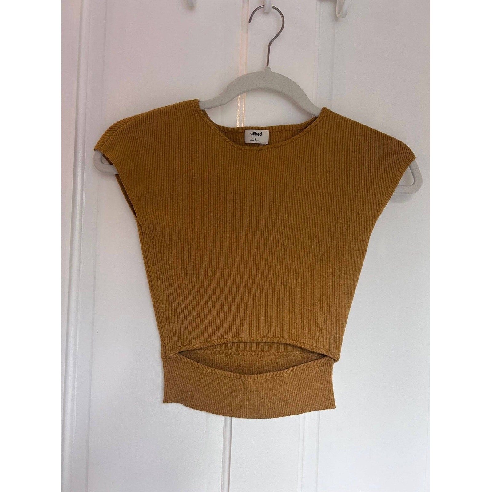 Wilfred Aritzia Ribbed Knit Front Cutout Crop Top Mustard Small NWOT