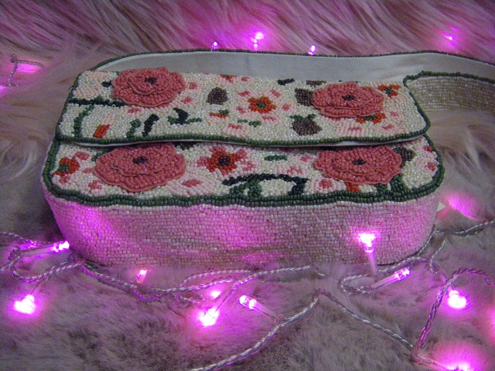 Viral Beaded Shoulder Bag Greta Pink Floral Multi NWT