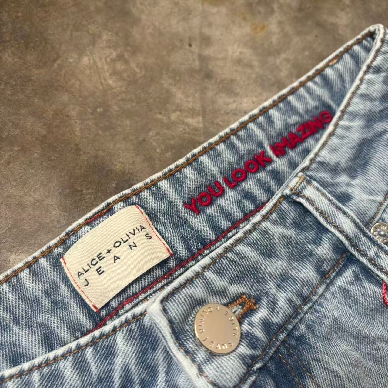 Alice+Olivia AMAZING EMBROIDERED JEAN $ 595 Size 27