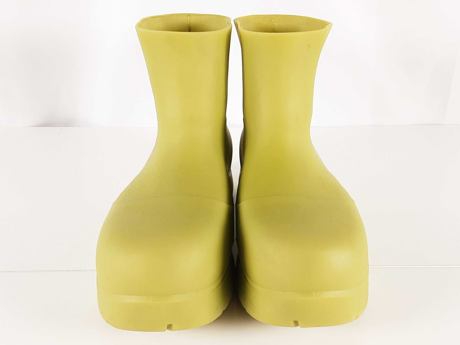Bottega Veneta Kiwi Green Rubber Puddle Boots Size 44eu Sd0925lorde