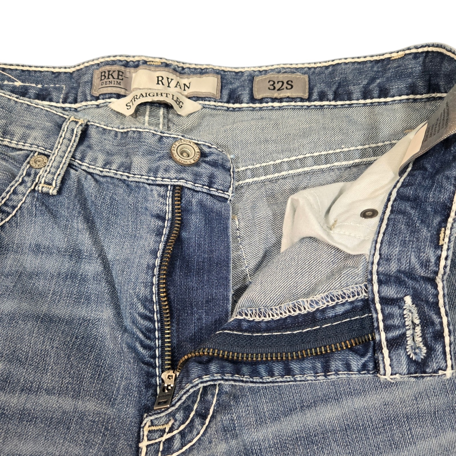 BKE Denim Ryan Straight Leg Mens Jeans Medium Wash Thick Stitch Size 32S 32×30