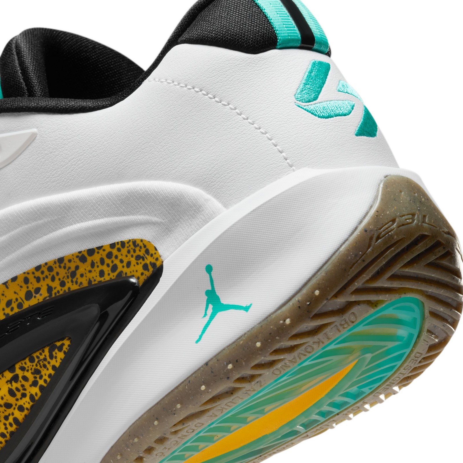 JORDAN LUKA 3 PF SAFARI