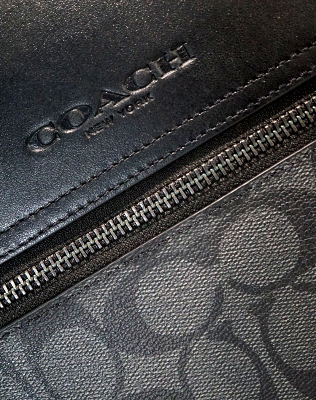 NWT Coach Men’s Houston Flight 4010 Messenger Bag CHARCOAL/BLACK Sig CC Leather
