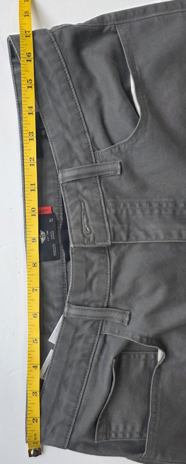 ​Dockers Men’s Gray Chino Pants Classic Fit Flat Front Size 32