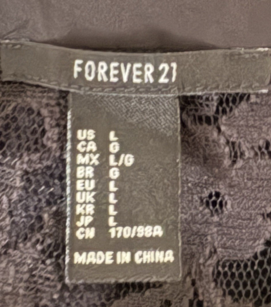 Forever 21 Black Semi Sheer Chine V-Neck Long Sleeve Tunic Top Sz. L