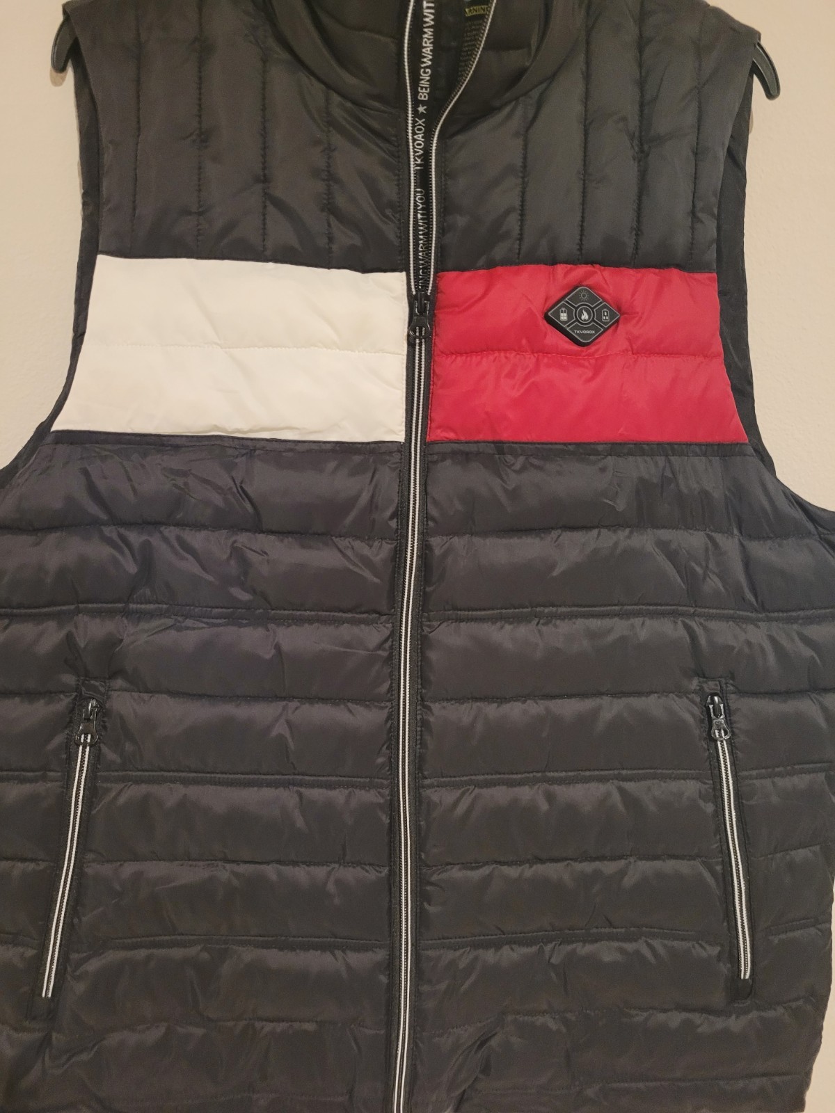 TKVOROAX Men’s Puffer Vest Black Red White Color-block Full Zip Quilted Size M