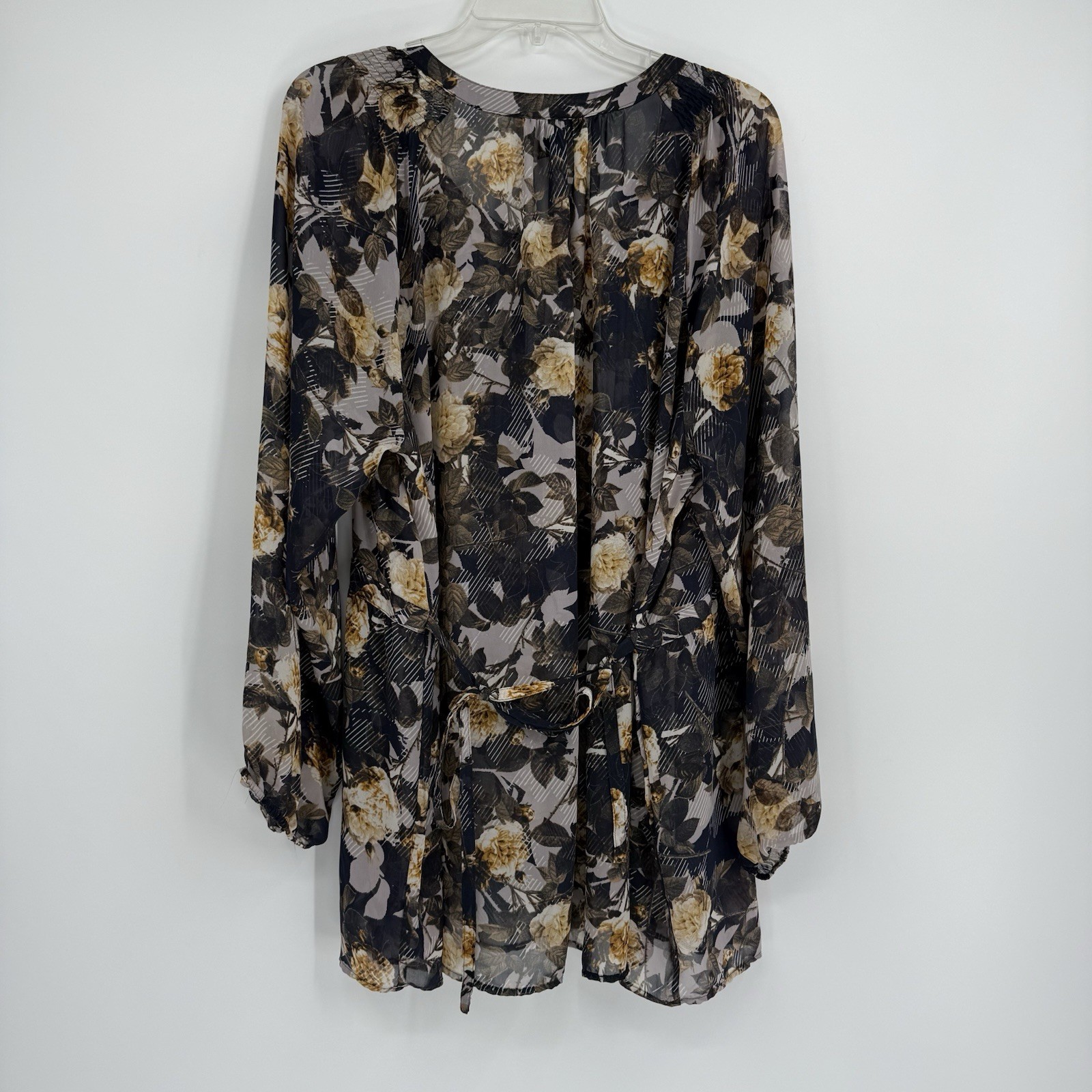 Lysse Black Floral Top Plus Size 2X Womens Semi sheer Blouse Long Sleeves