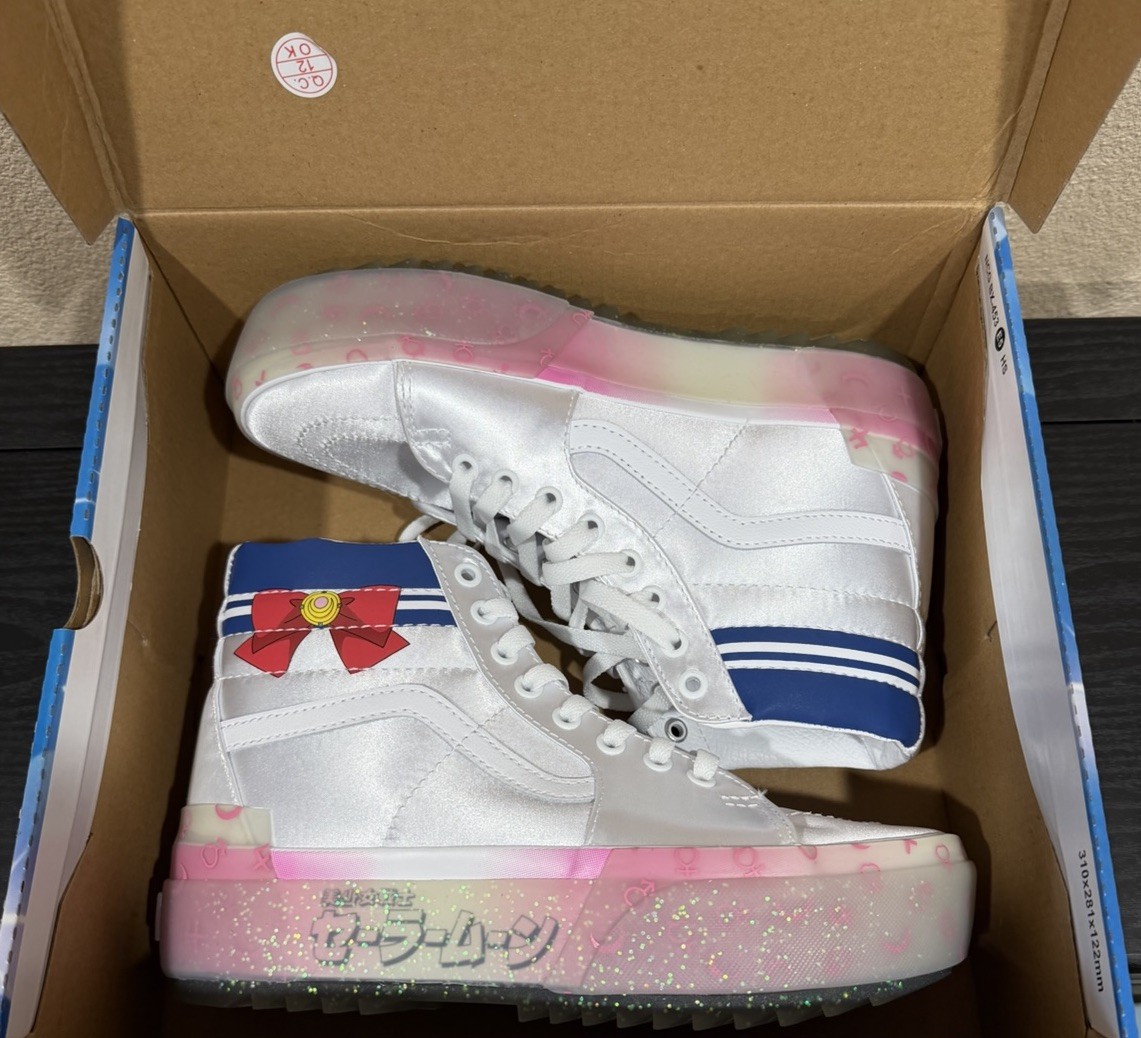 Sailor Moon Vans Limited Edition Women’s 8.5 Mens 7 Rare/Discontinued