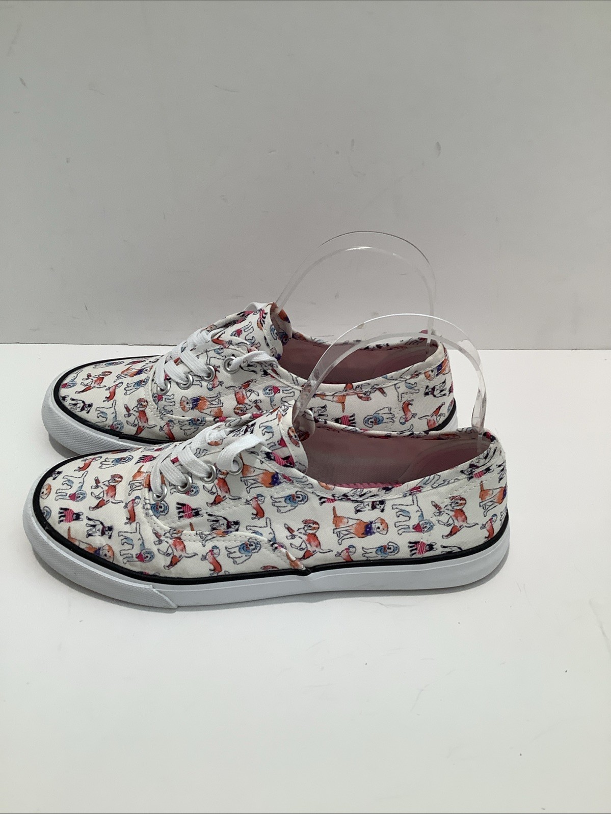Cynthia Rowley Dog Print All Over White 408269 Sneakers Womens Size 7.5M Exc