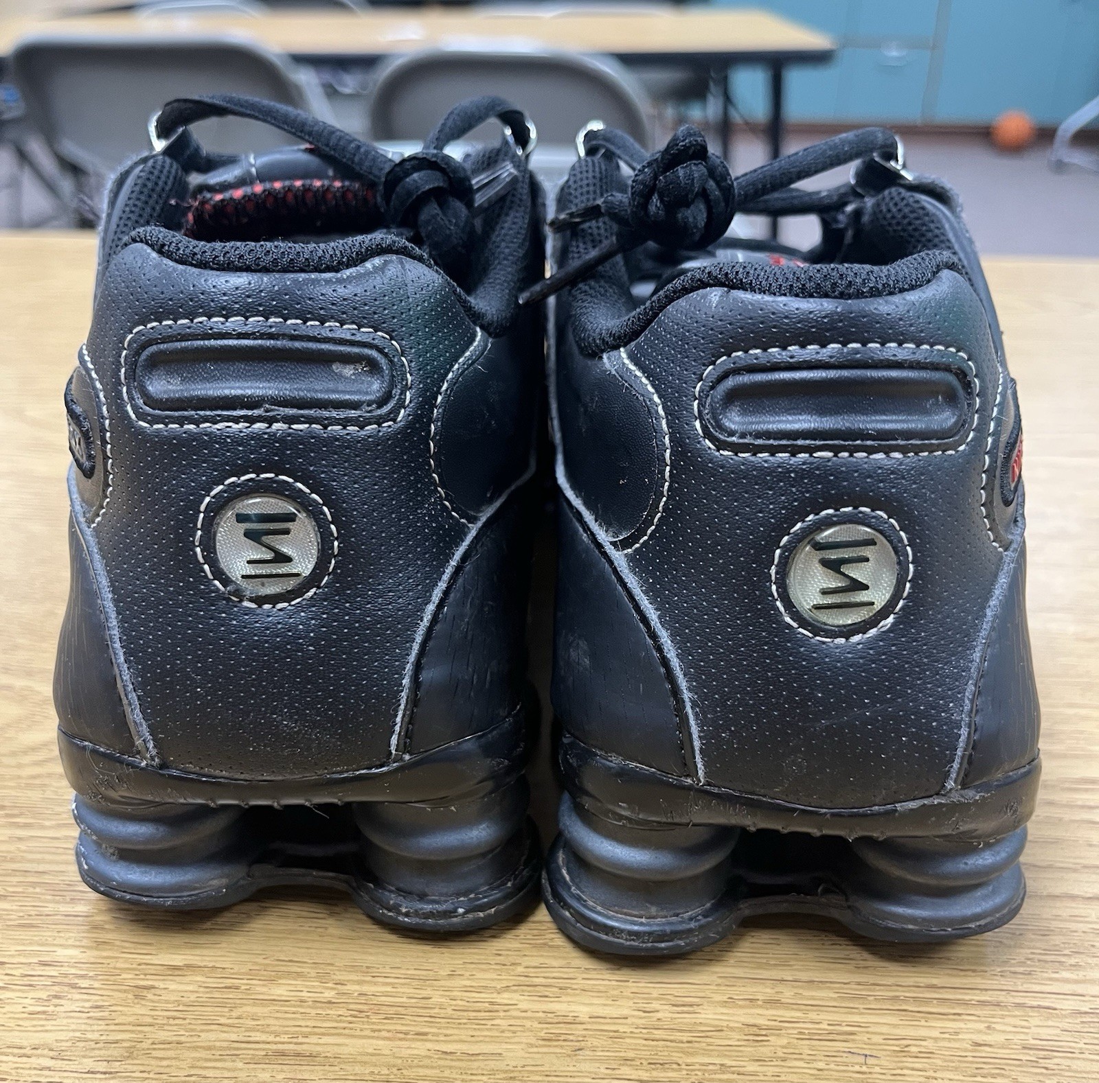 Nike Shox NZ Black Varsity Red Men’s Size 8.5