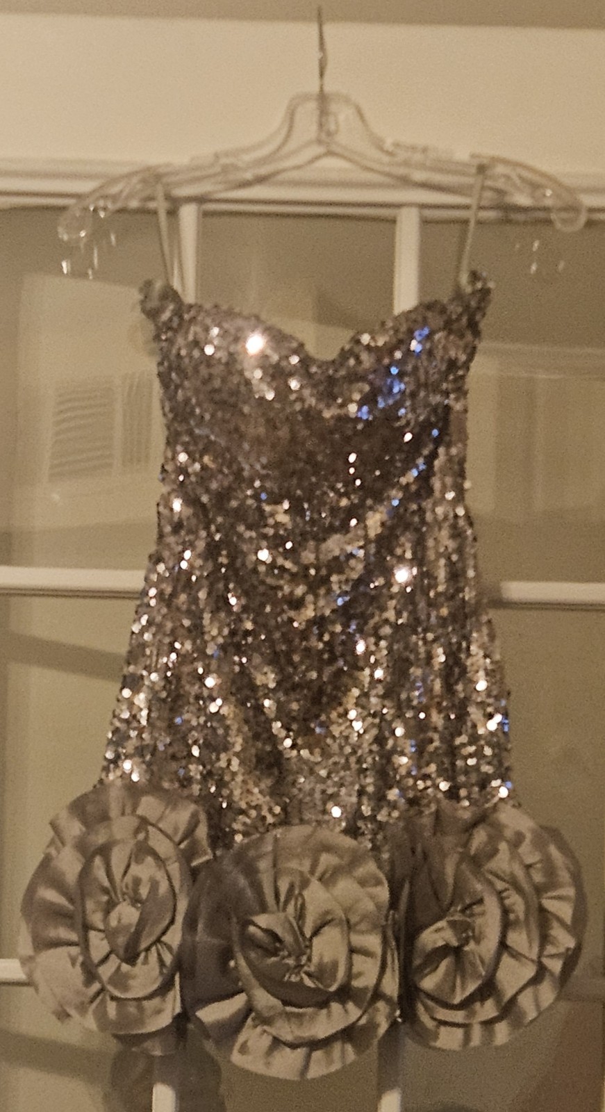 Women’s Silver Sequin Sweetheart Strappy Sleeveless Mini Dress S Ruffle Hem