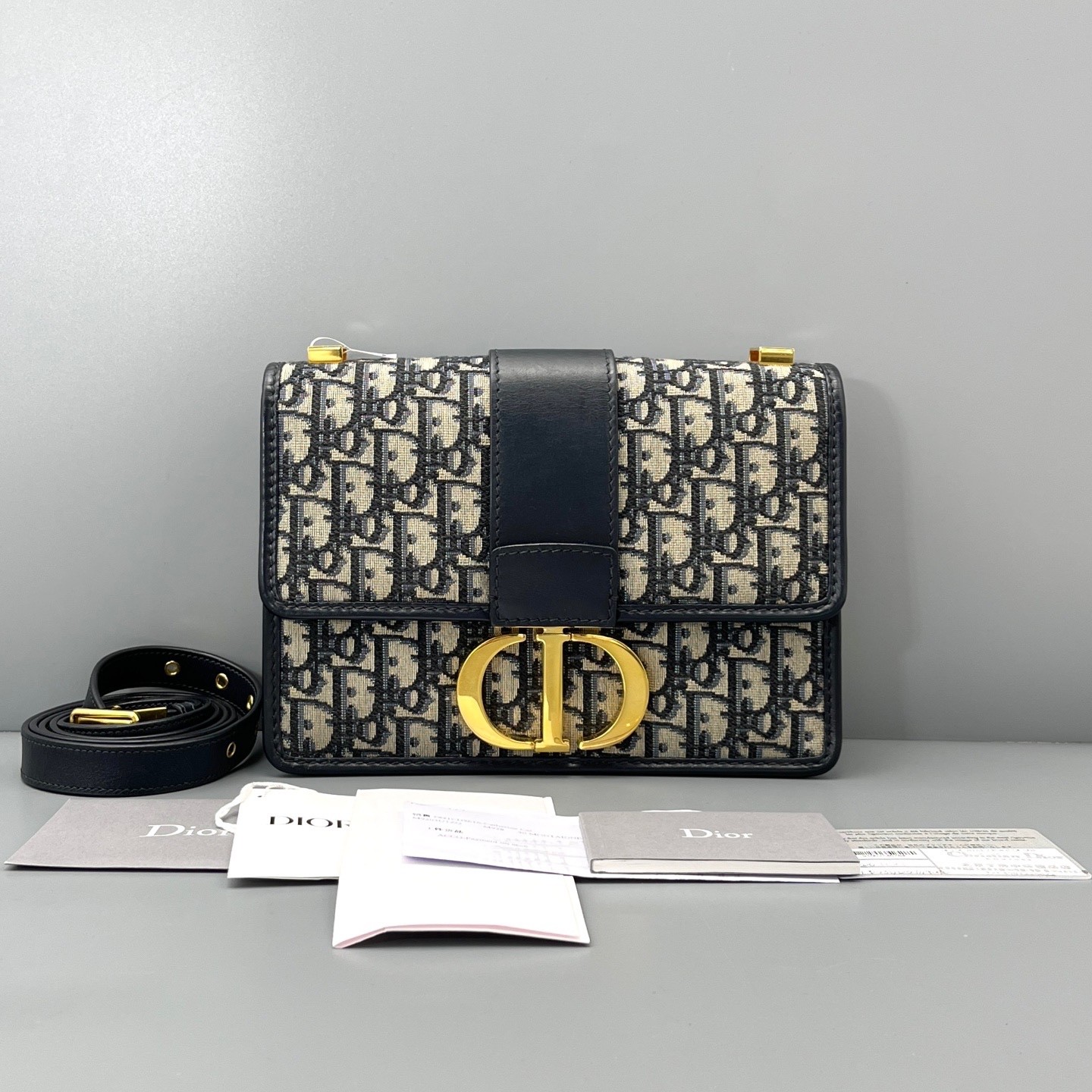 Dior Pre-Owned Authentic Luxury Handbag Monogram 24*17*7cm