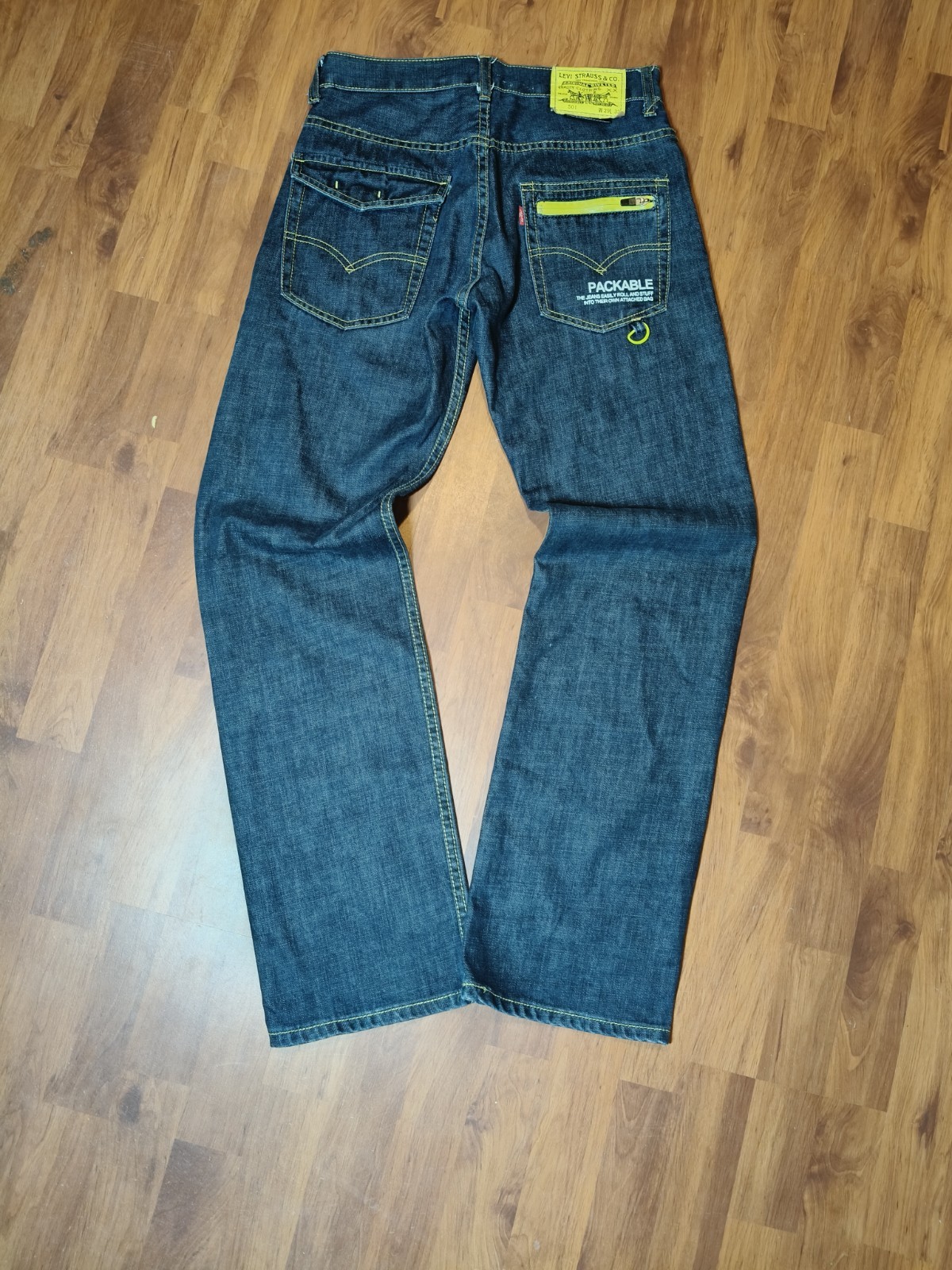 Rare 1990’s Vintage Packable Levis 501 Straight Jeans
