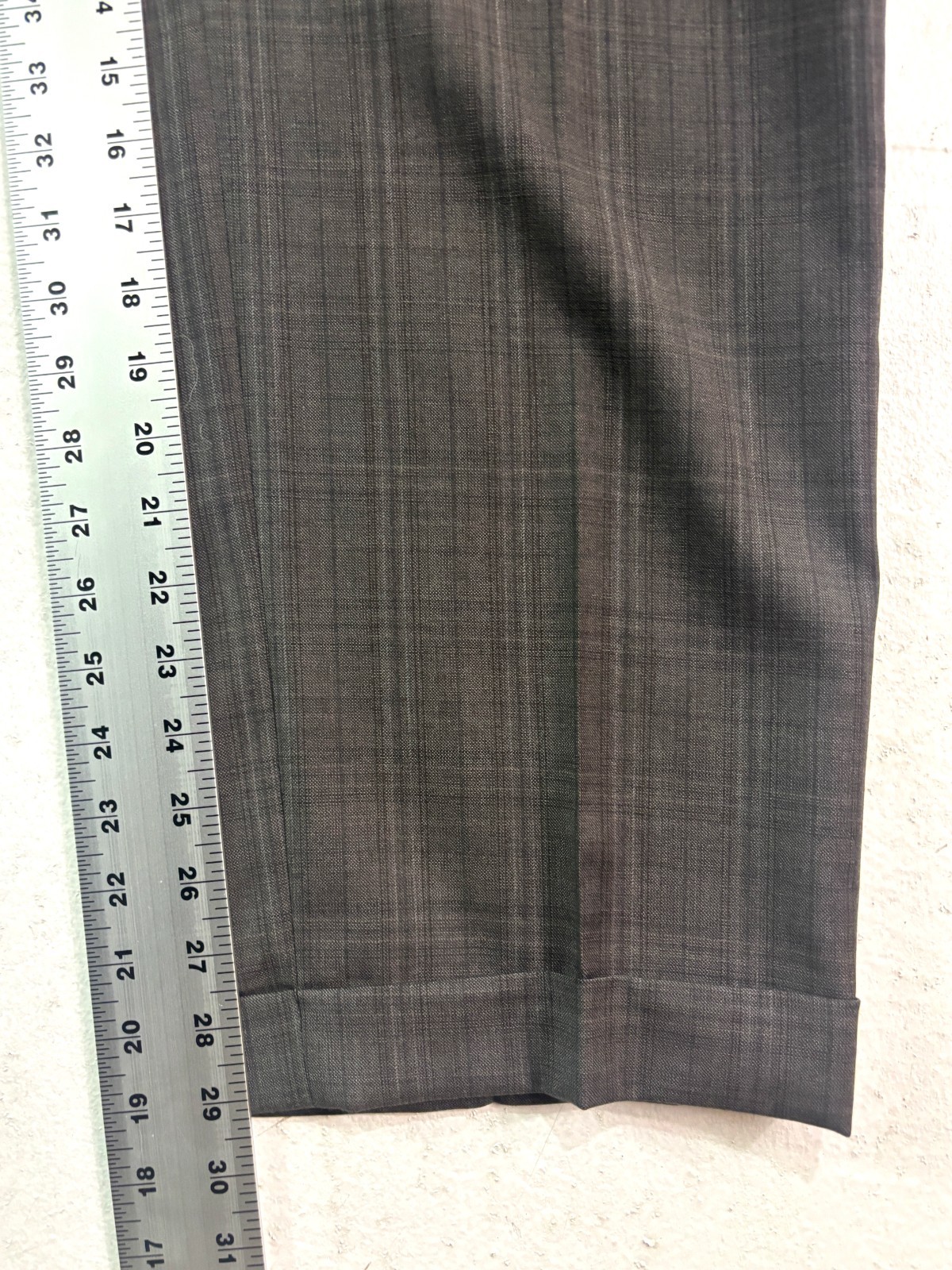 Hart Schaffner Marx 42R 36×29 2pc Pant Suit Brown Plaid Recent Modern Wool USA