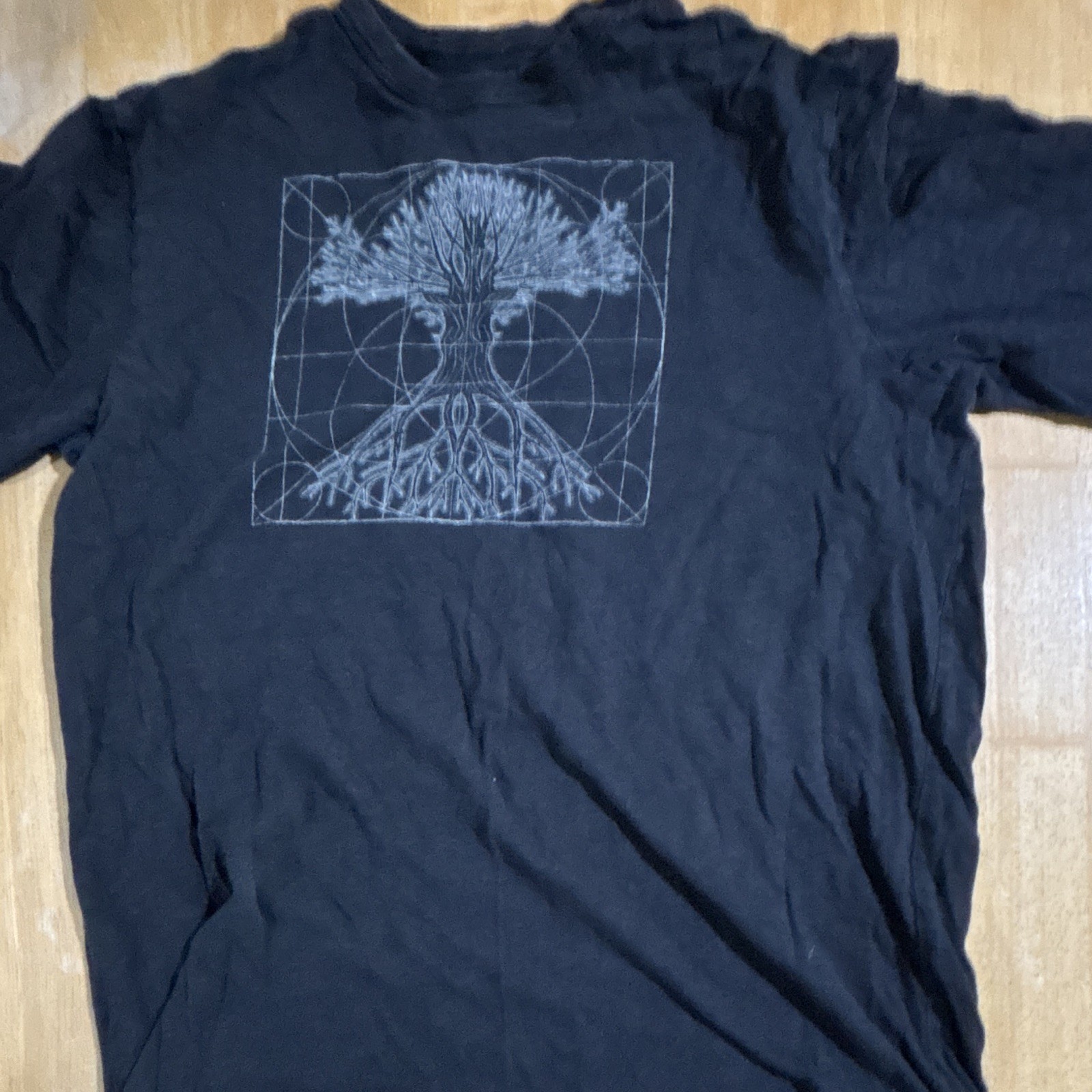 Eastern Mountain Sports EMS Men’s T Shirt Size Small Black Tree Graphic