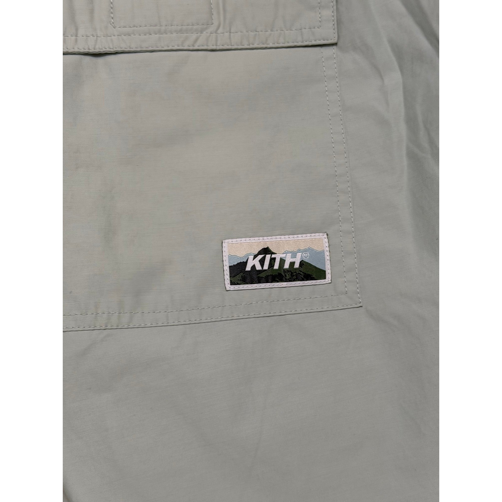 Kith Men’s Light Sage Cotton Nylon Blend Wrinkle Outdoor Cargo Pants Size L