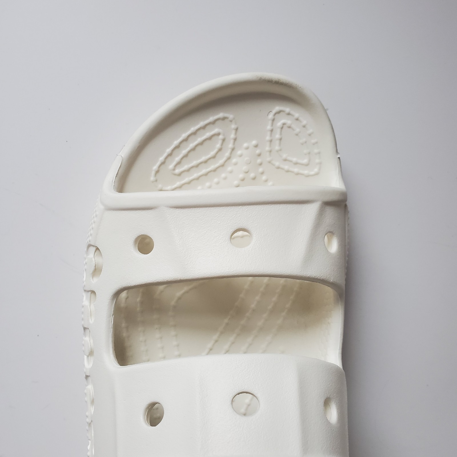 Crocs Baya Slide Sandals Unisex Women 7 Men 5 Spellout Slip-On White Two 2 Strap