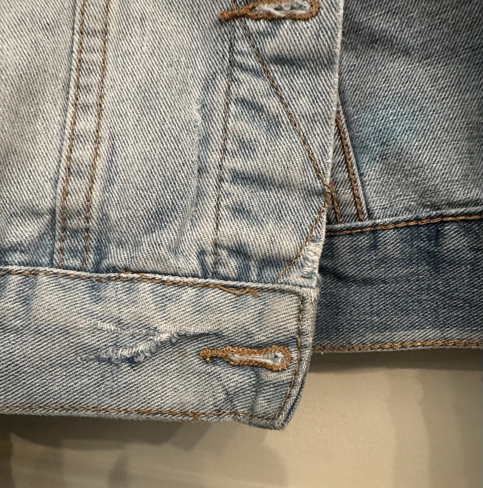 WISHLIST Women’s Denim Jacket~Hand Painted Original Design ~ Size Medium