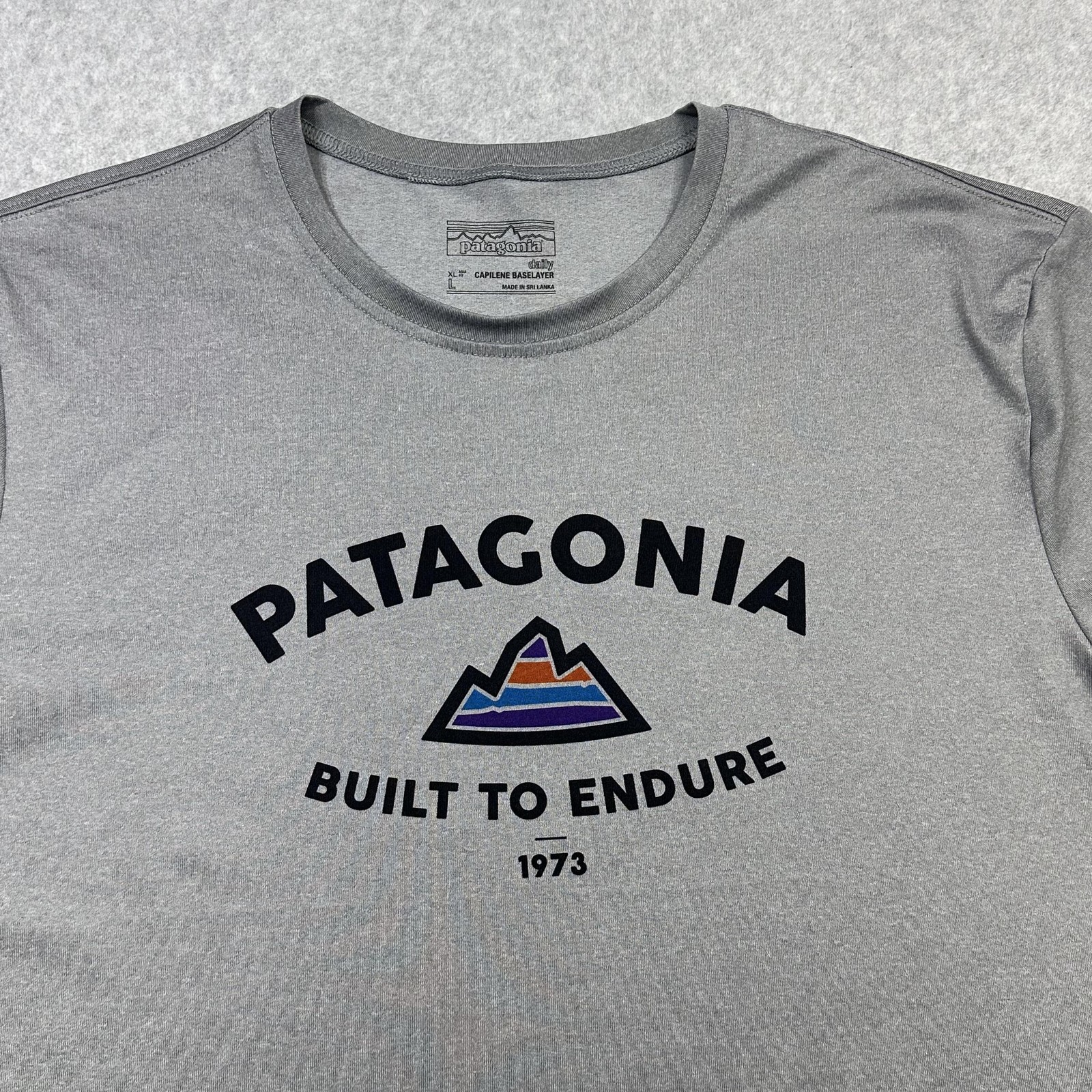 Patagonia Capilene Daily Baselayer Tee Shirt Mens Large Gray Built To Endure