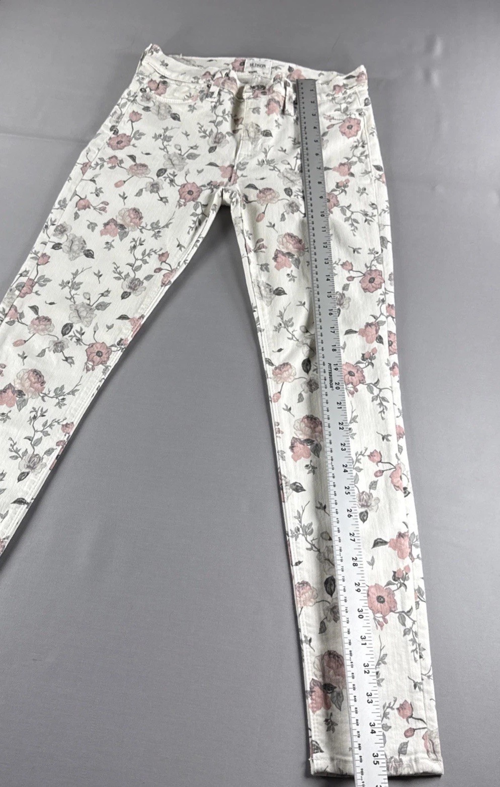 HUDSON Nico MidRise Super Skinny Jeans Suay Pink Floral Print Ankle Size 26