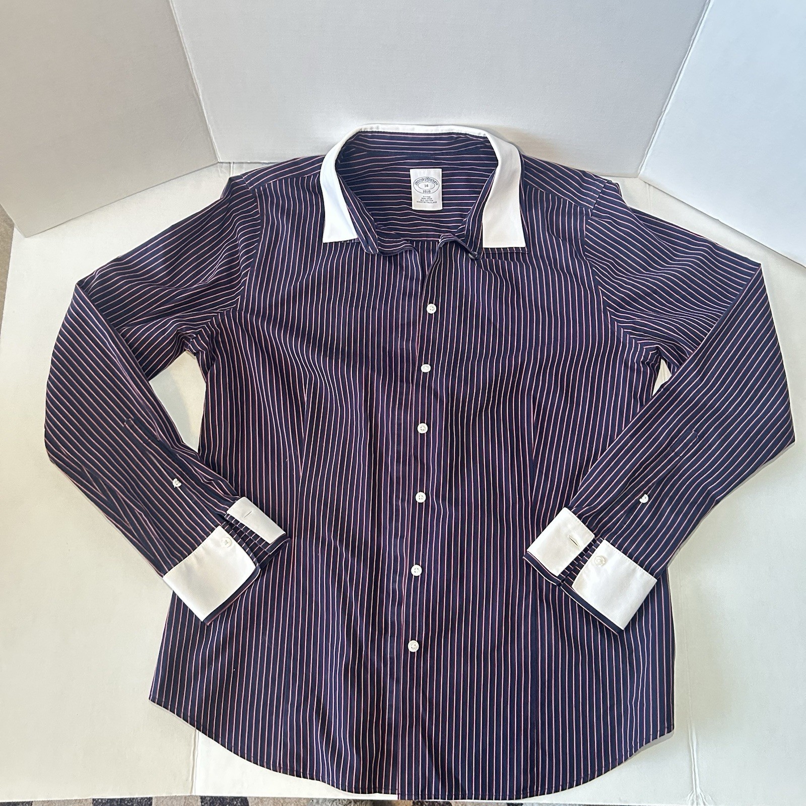 Brooks Brothers 1818 Men’s Fitted Dress Shirt 14 32/33 Non-Iron Blue Stripe