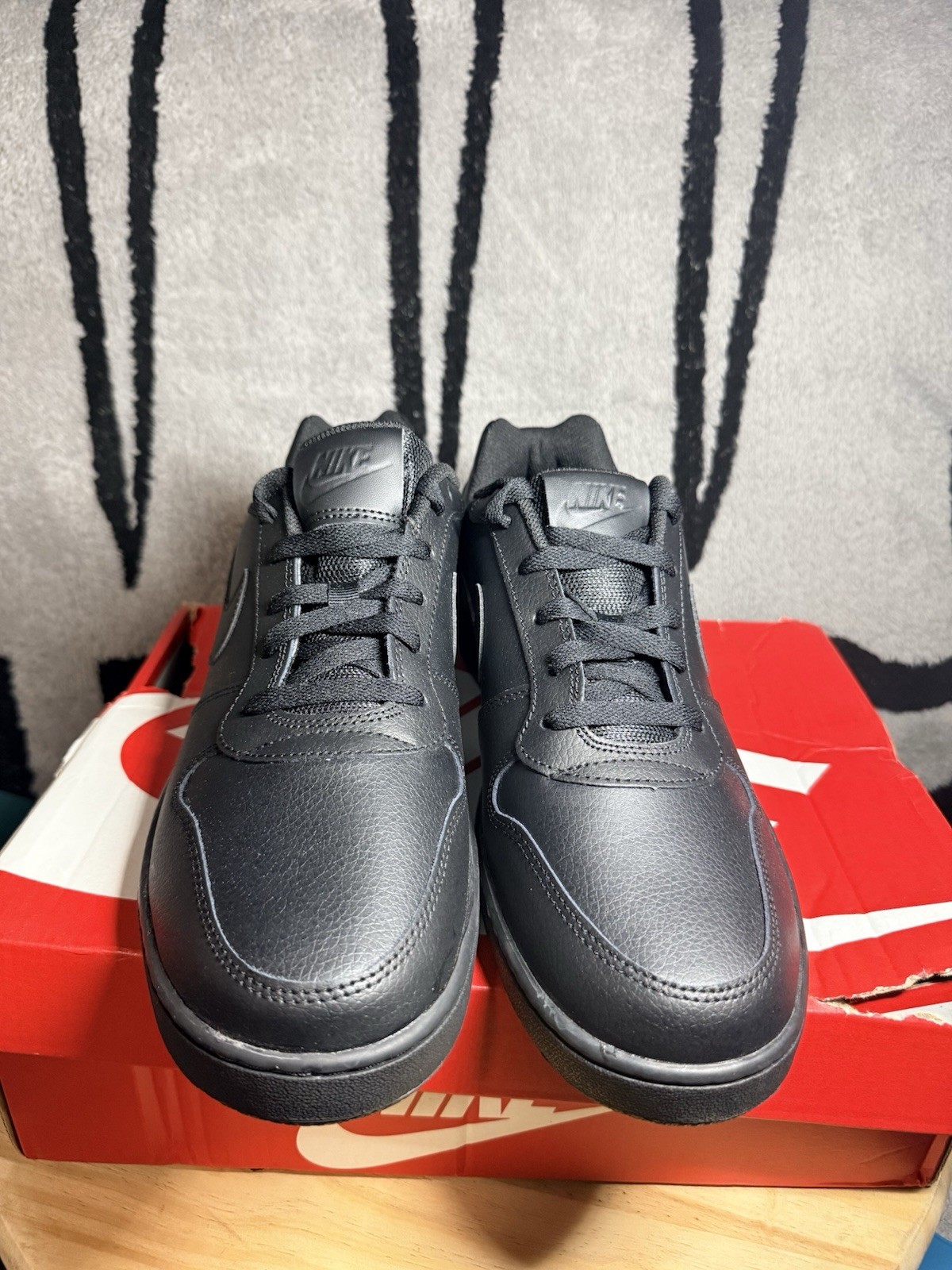 Nike Ebernon Low Men’s Low Top Lace-Up Leather Sneakers Triple Black 10.5 men