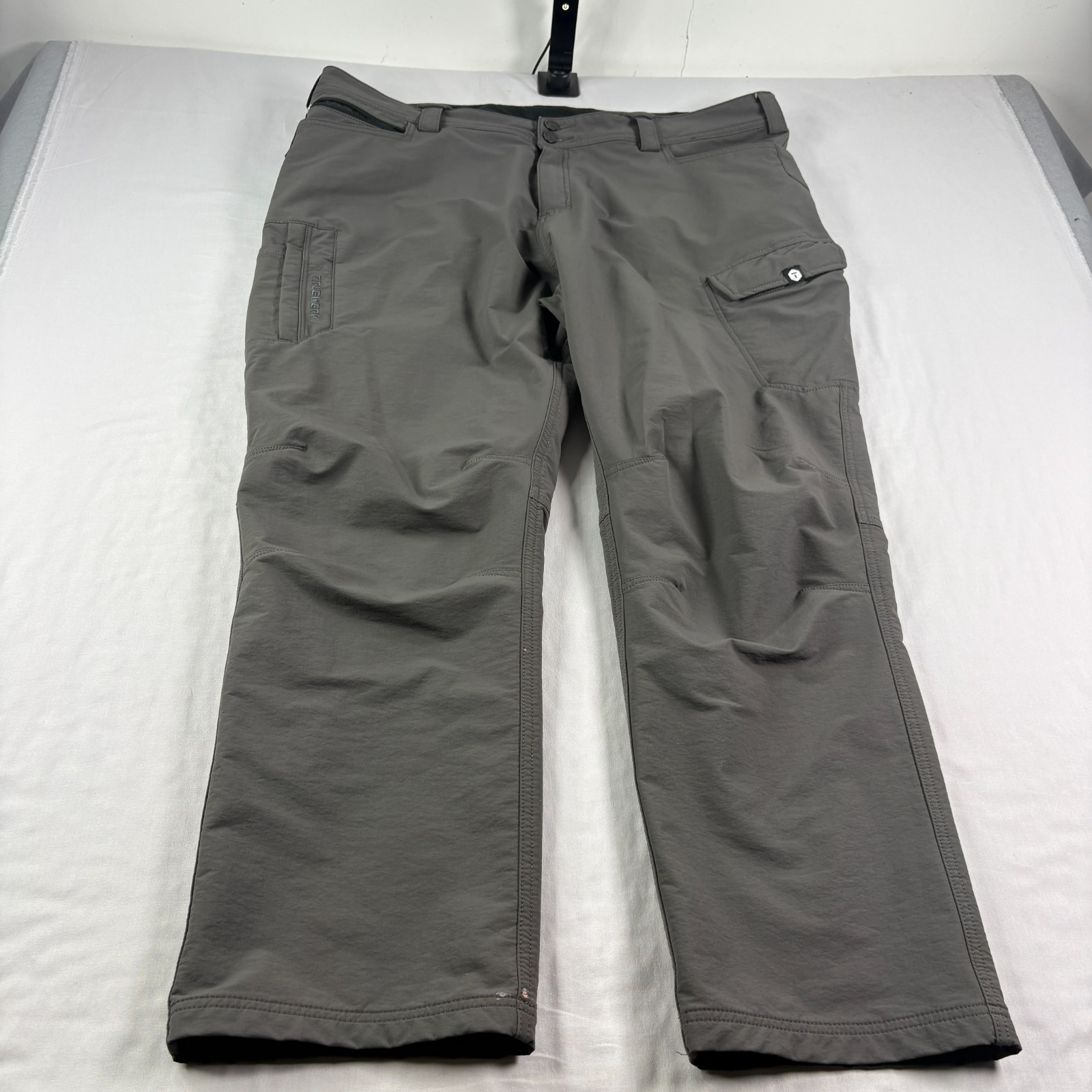 Truewerk Pants Mens 44×30 Gray T2 Werkpant Stretch Outdoor Tech Performance