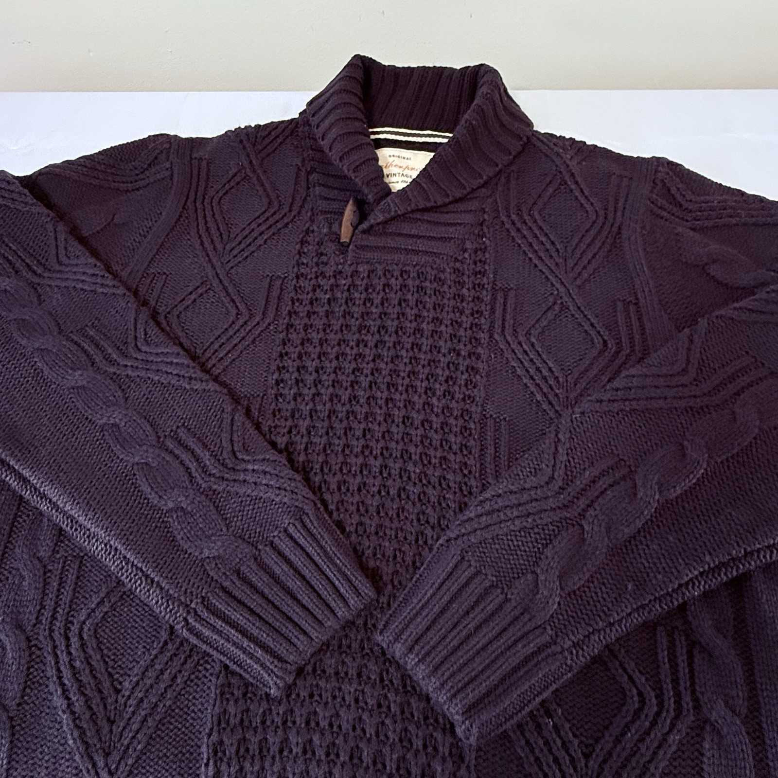 NEW Weatherproof Vintage Men’s Medium Cable Knit Sweater Navy Blue