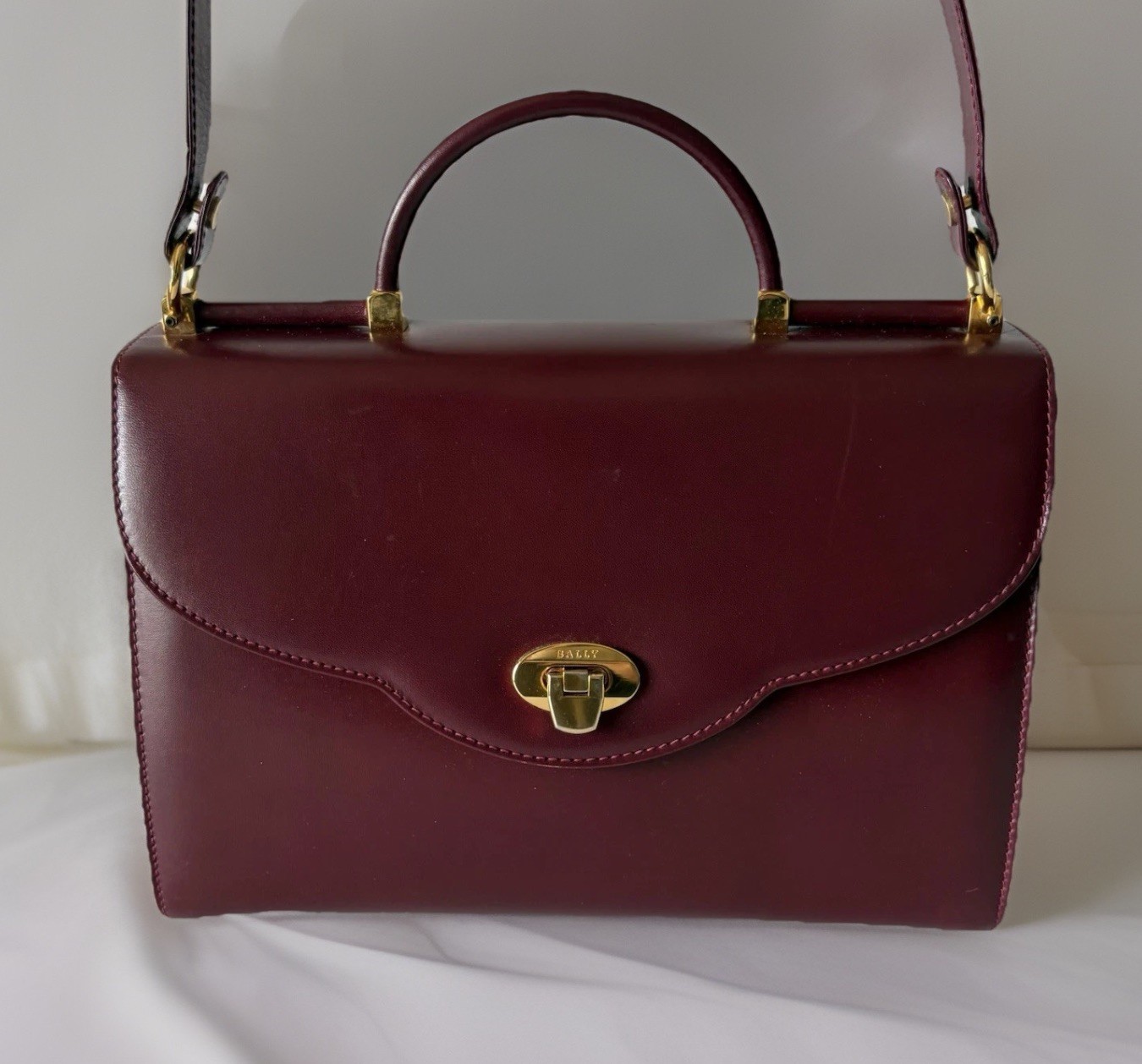 Authentic BALLY Hand bag Burgandy Leather From Japan 01058