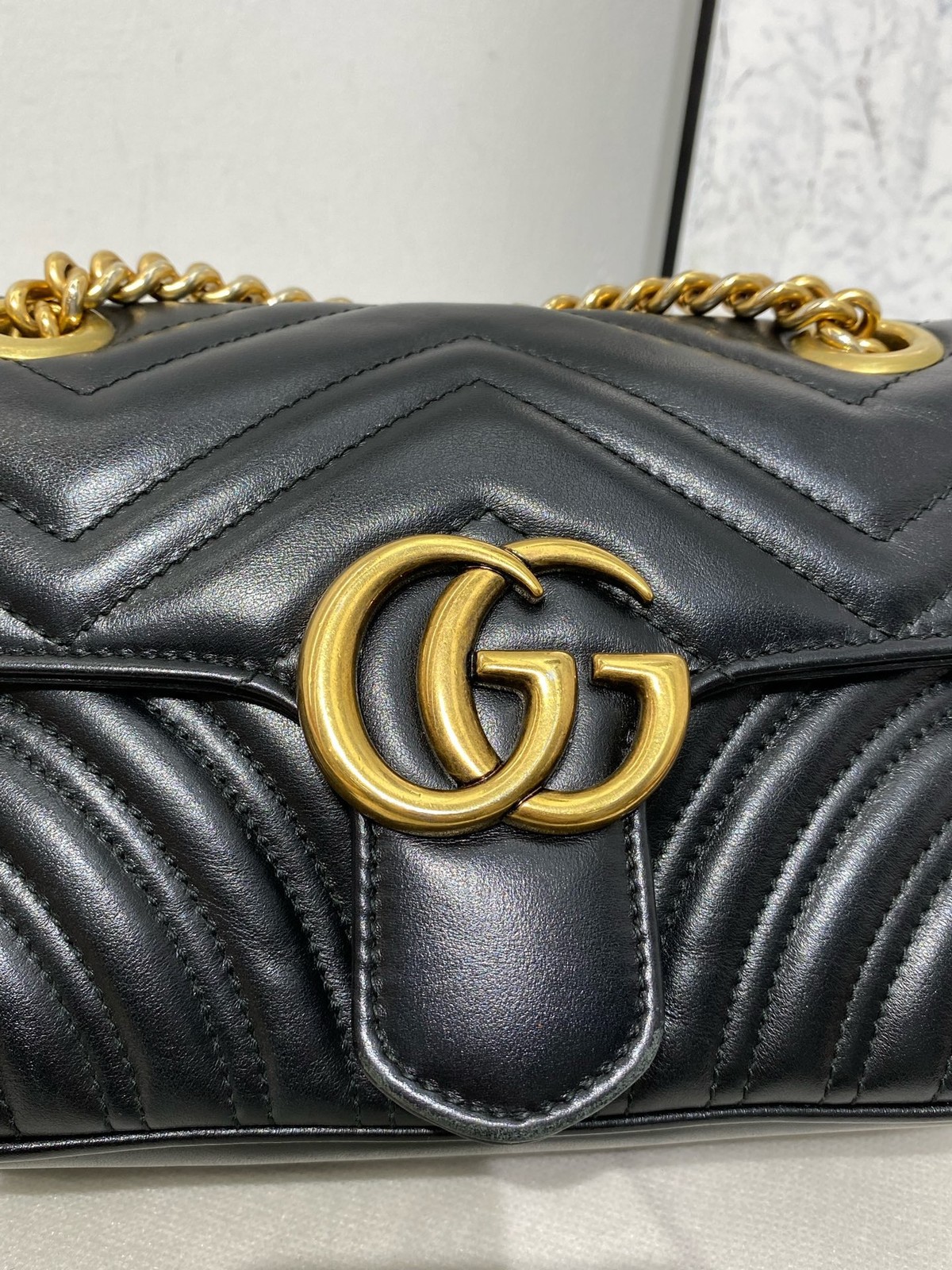 Gucci GG Marmont Small 22cm Black Gold Leather Chain Crossbody Bag Duty Paid