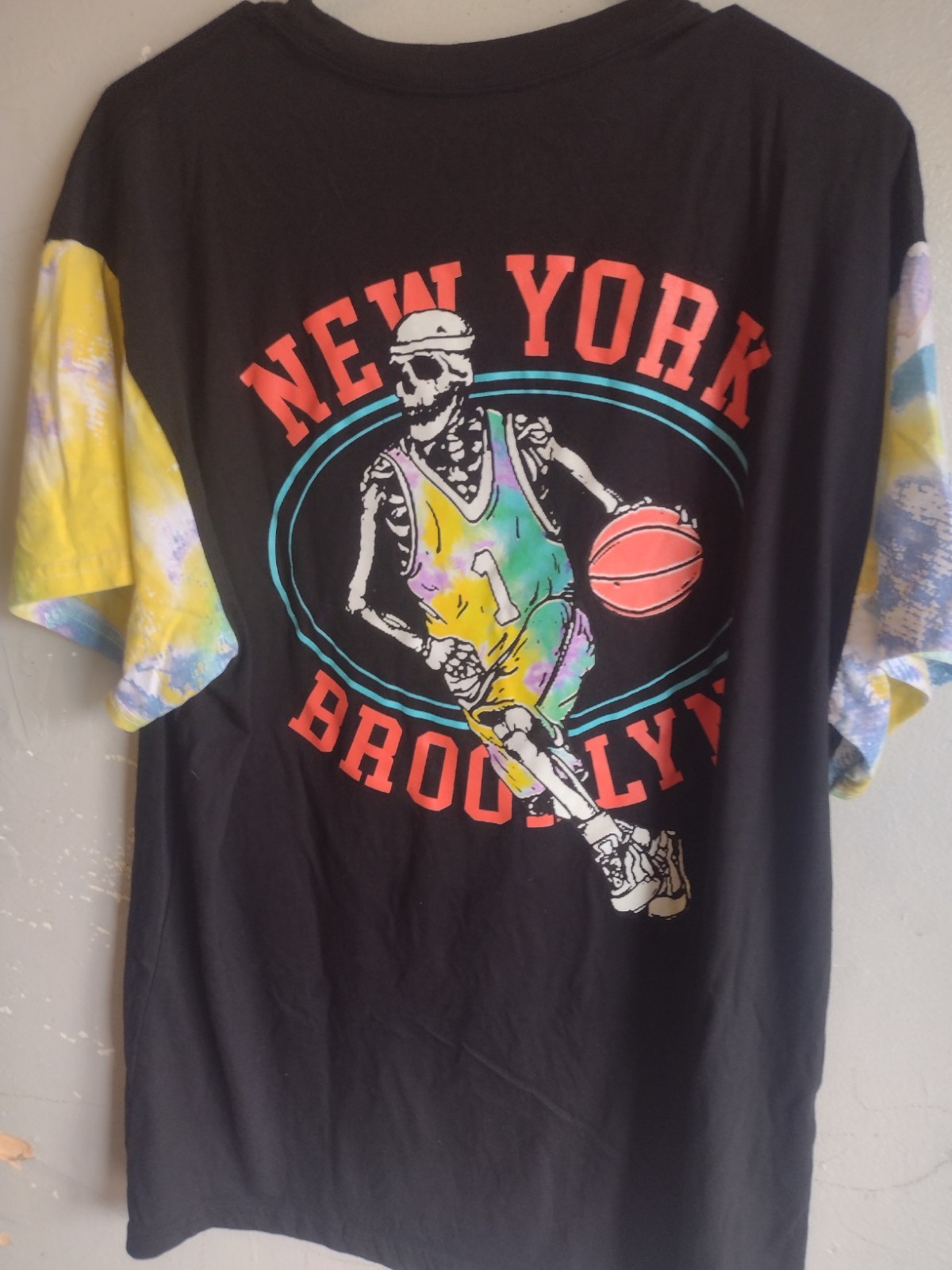 Fresh Laundry, Brooklyn New York, Men’s 2xl t-shirt & Thank You gift