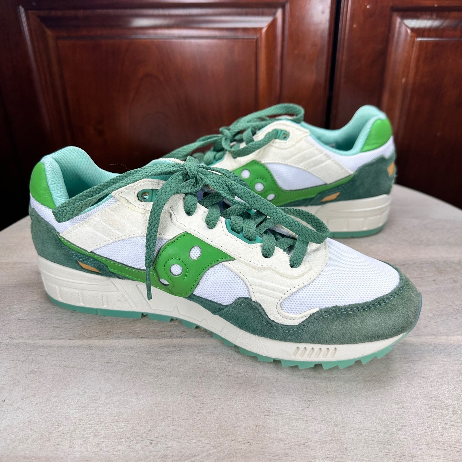 Saucony Shadow 5000 Mens Size 8 Green White Retro Running Sneakers S70769-1