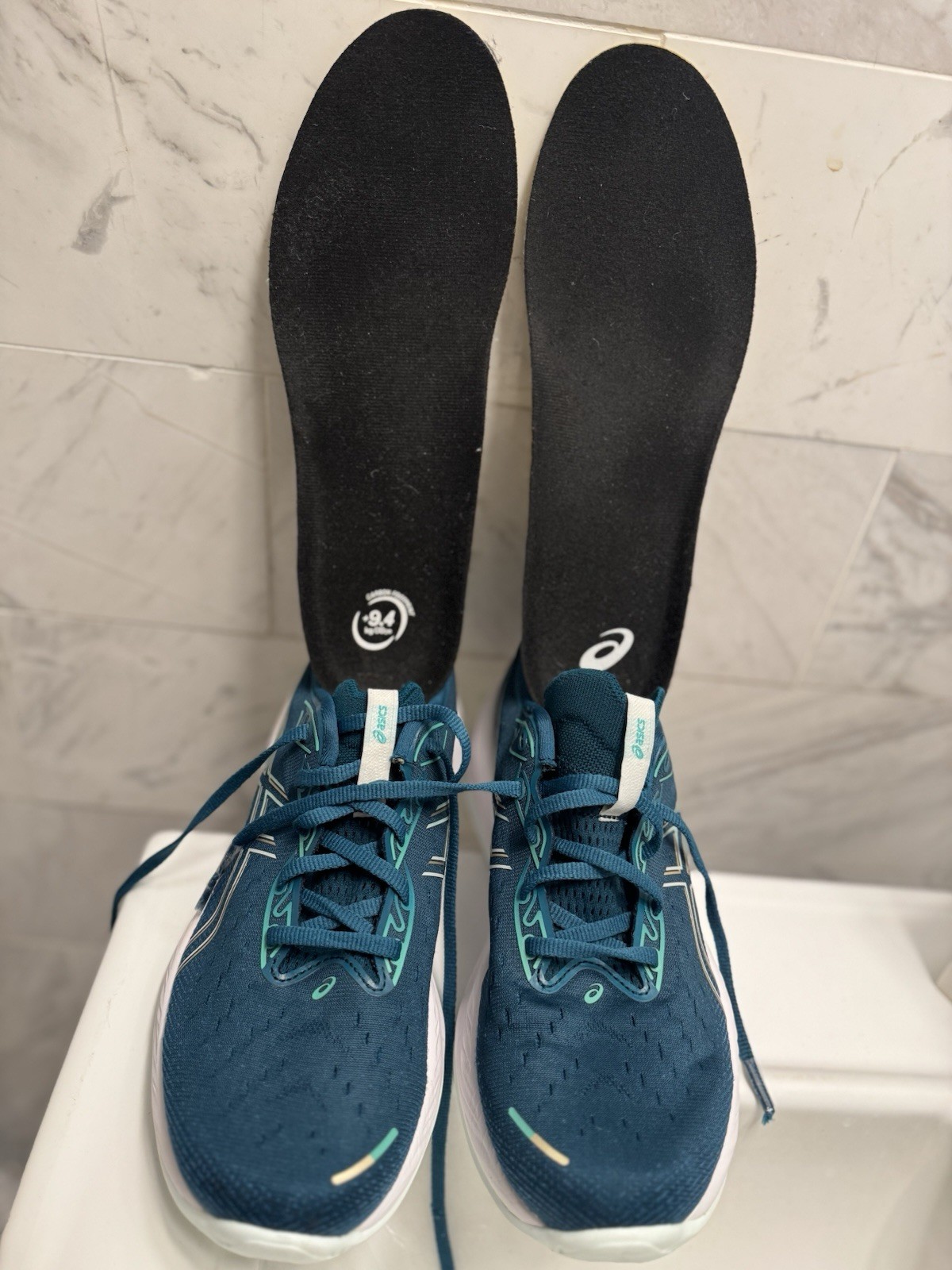 Asics Gel-Cumulus 26 1012B599 Women’s US 10.5 Sneakers Rich Teal Running Shoes
