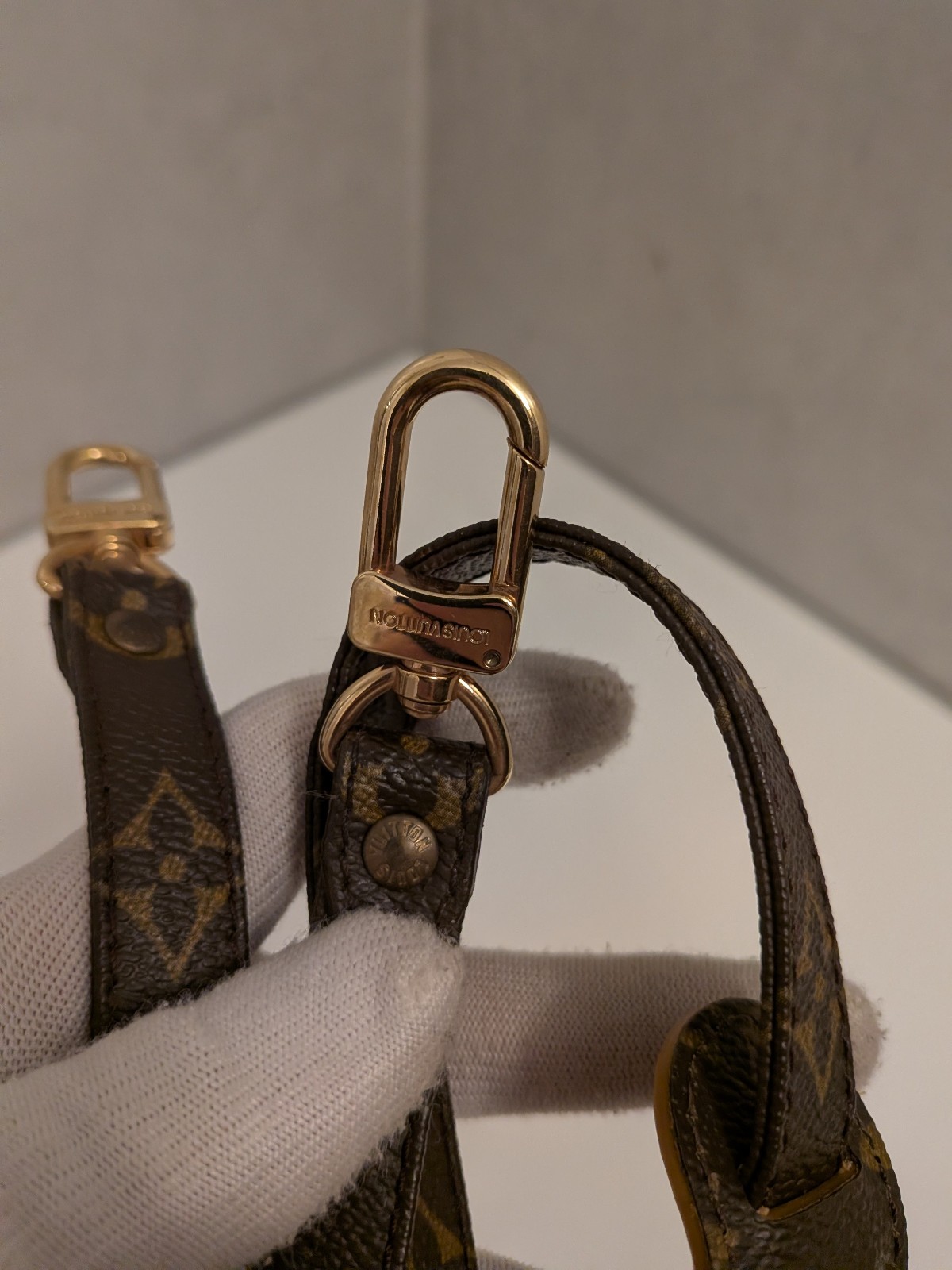Authentic LOUIS VUITTON Mini Speedy TH1902