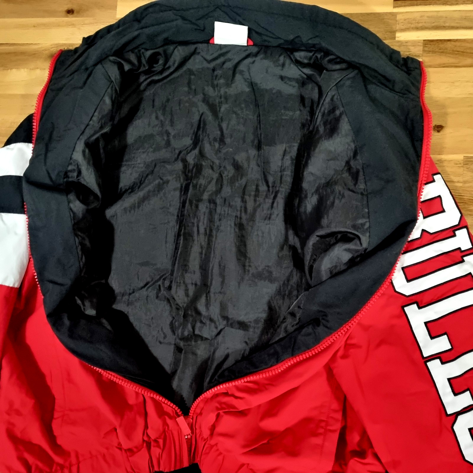 Chicago Bulls Bomber Jacket NBA Red Black Colour Block Long Sleeve Men Size M