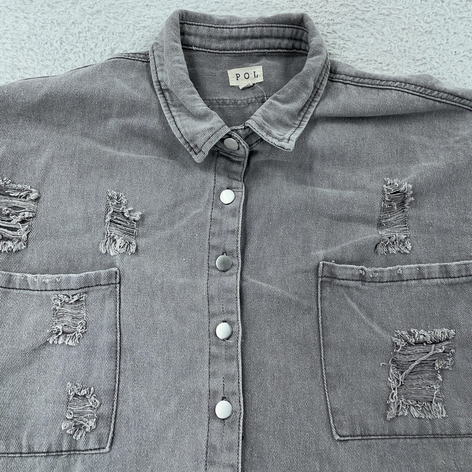 POL Shacket Womens Large Gray Denim Distressed Collared Snap Button Frayed Hem