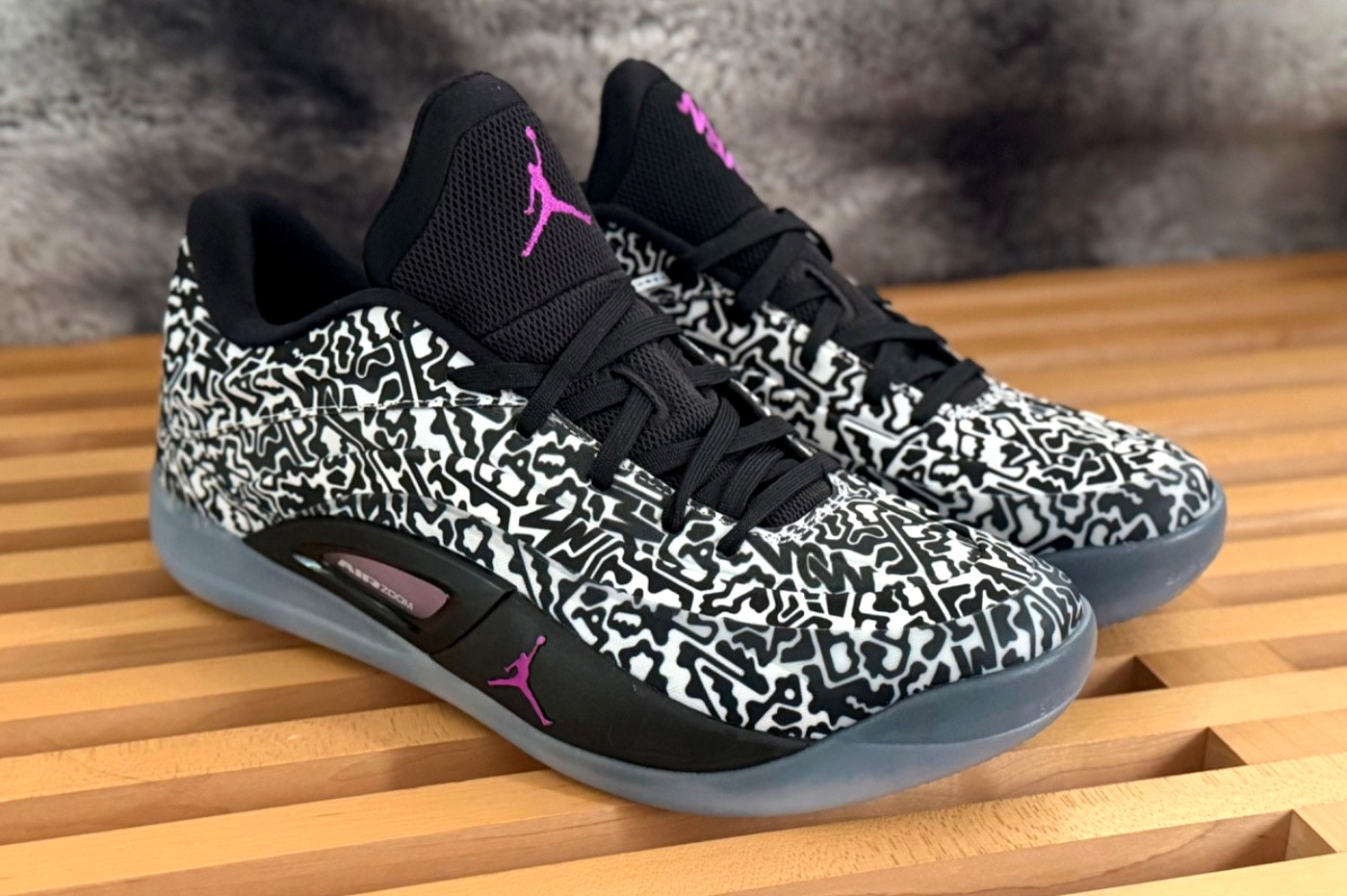 Nike Air Jordan Zion 4 Abstract Black White Vivid Purple FB1802-001 Mens 9.5