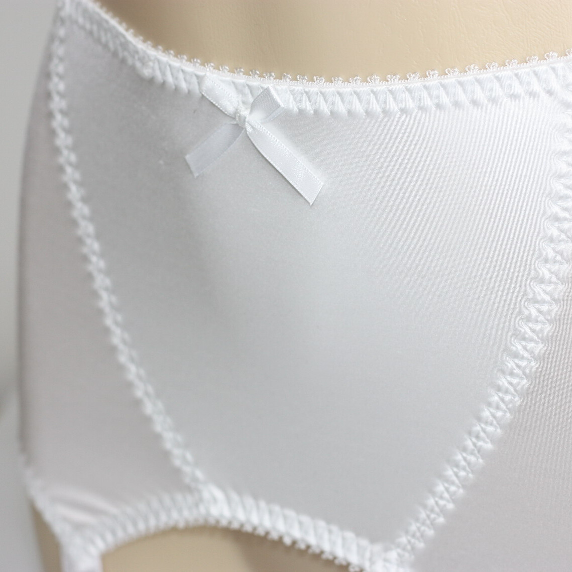 Sexy Wet Look Open Bottom Girdle Firm Shaping Girdle Garter Belt with 6 Straps